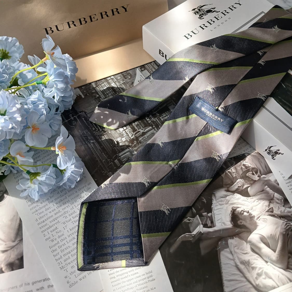 버버리 네이비 & 그레이 스트라이프 넥타이 9.5cm A+등급 E891 상품이미지5