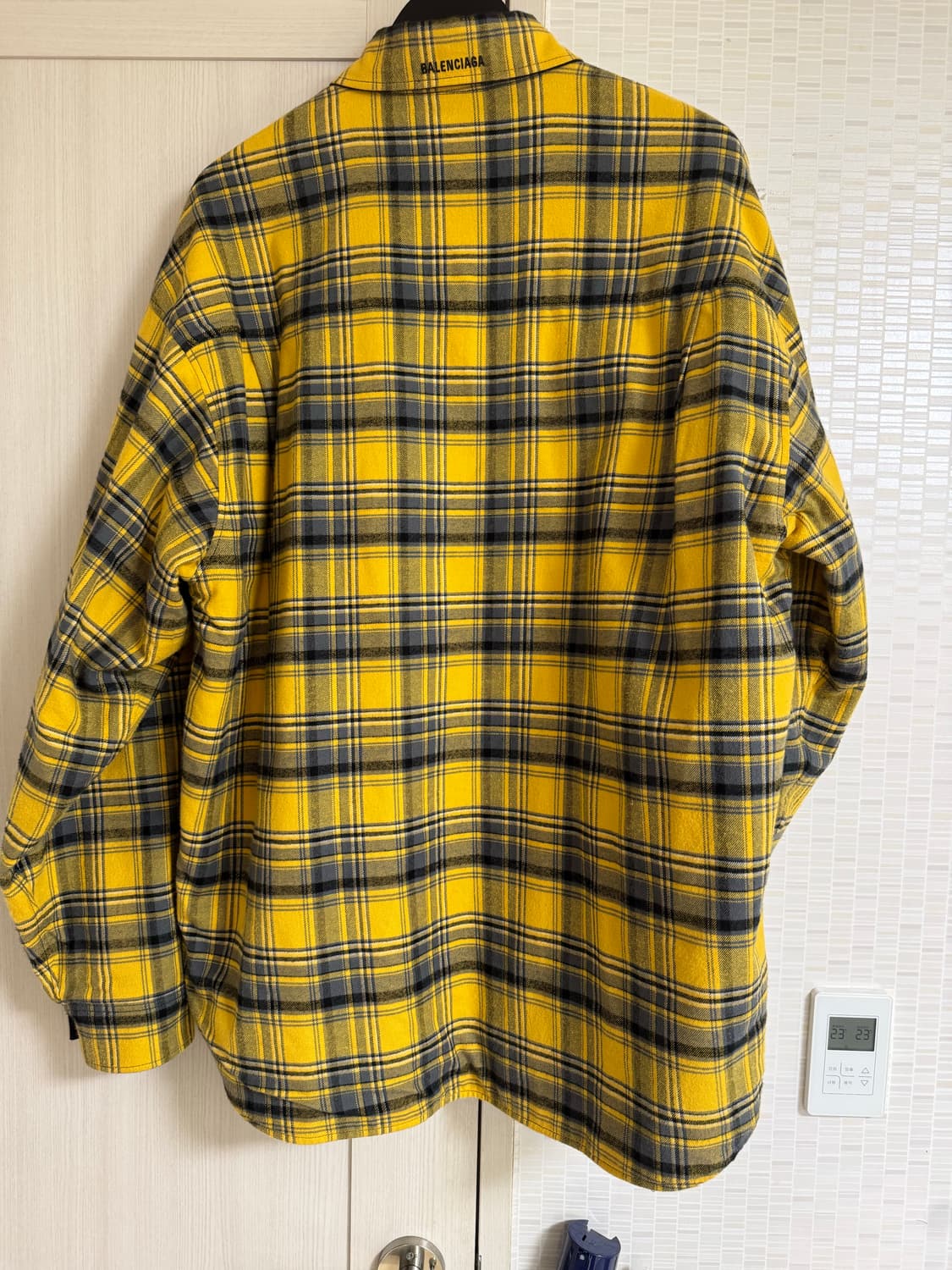 [S] 발렌시아가 리버서블 체크셔츠 상품이미지3