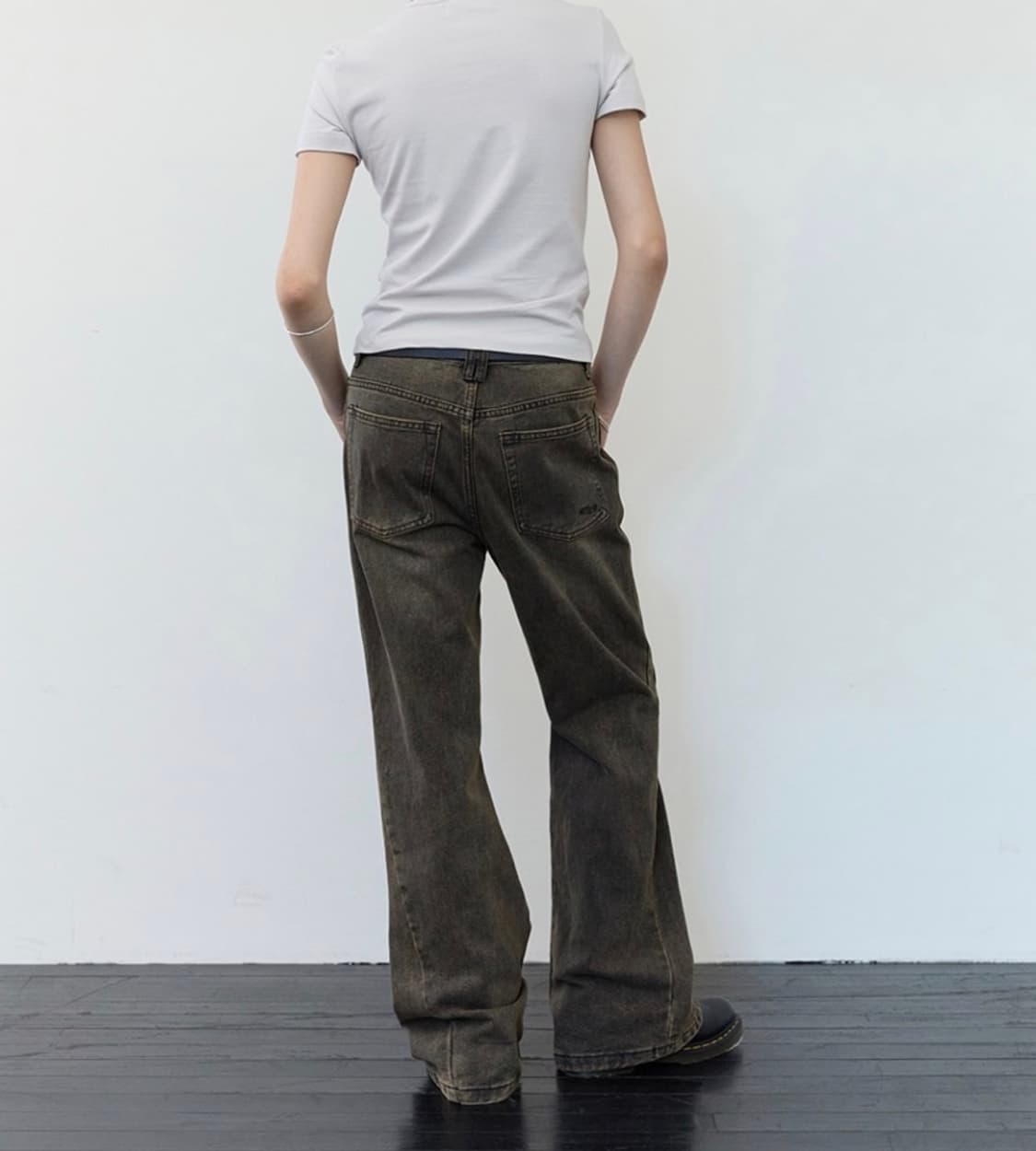 밀로우먼 커브드 플레어 진 [ 워시드 브라운 ] M 상품이미지2