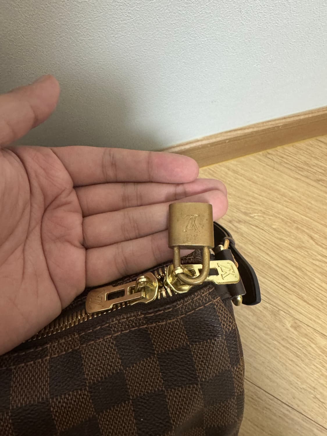 루이비통 다미에 에벤 키폴55 상품이미지2