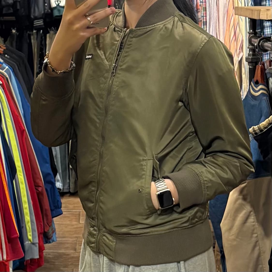 [HI] 리바이스 MA-1 보머자켓 카키 상품이미지3