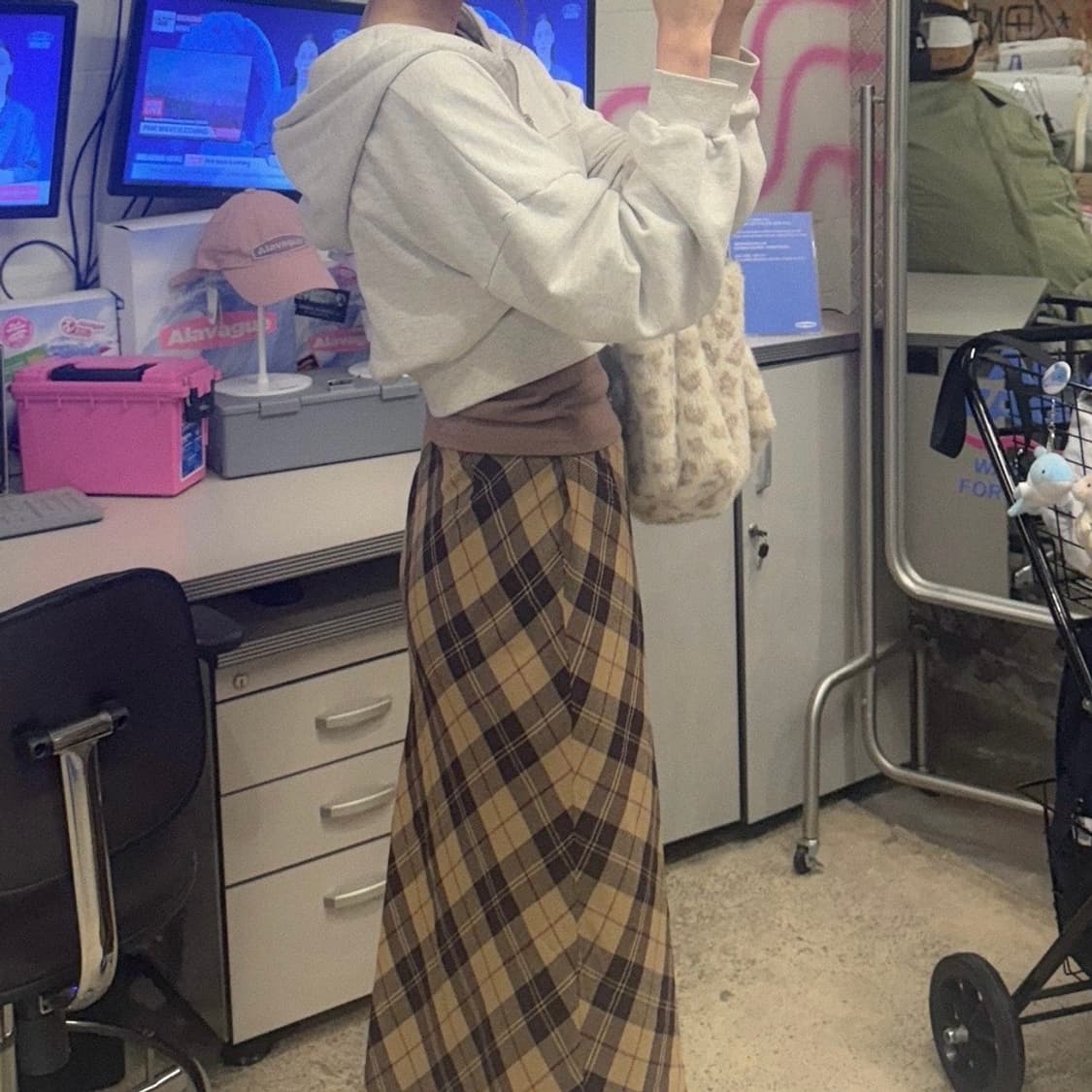 빈티지 체크 브라운 롱 스커트 치마 히메갸루 로걀 라떼 페어리 긱시크 상품이미지1