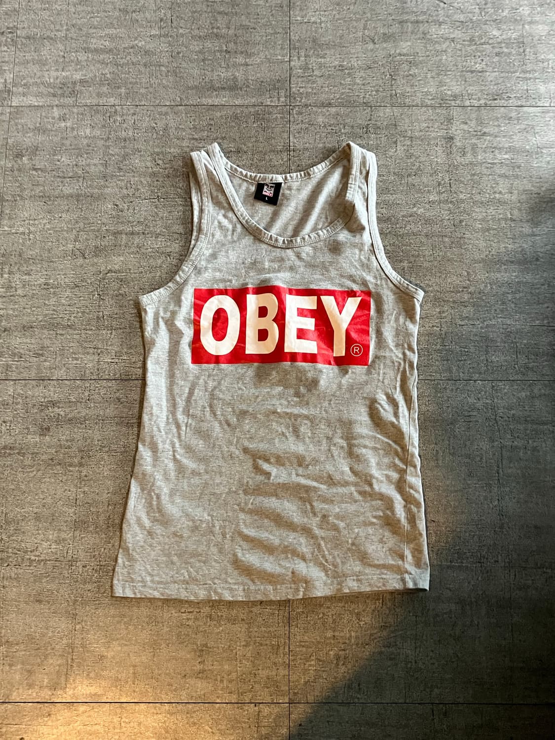 Obey 오베이 올드스쿨스트릿 중앙로고 슬리브리스나시탑 그레이 상품이미지1