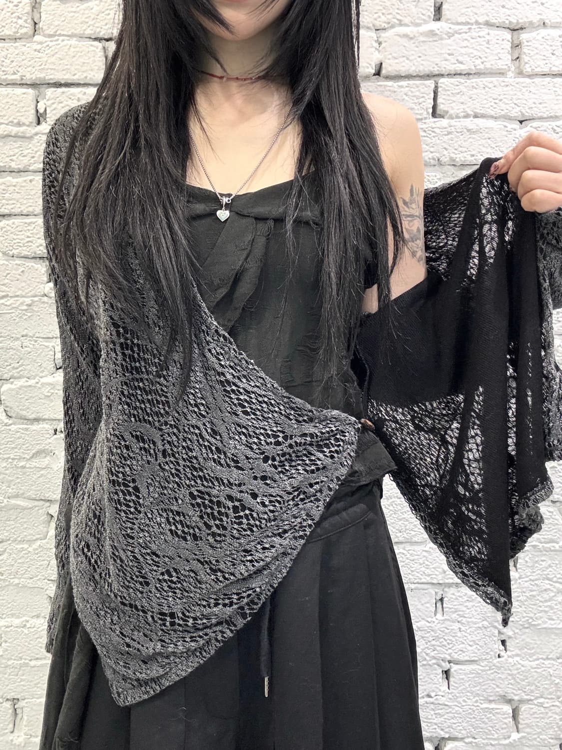 Grunge Sheer Shadow Lace Wrap Cardigan 상품이미지1