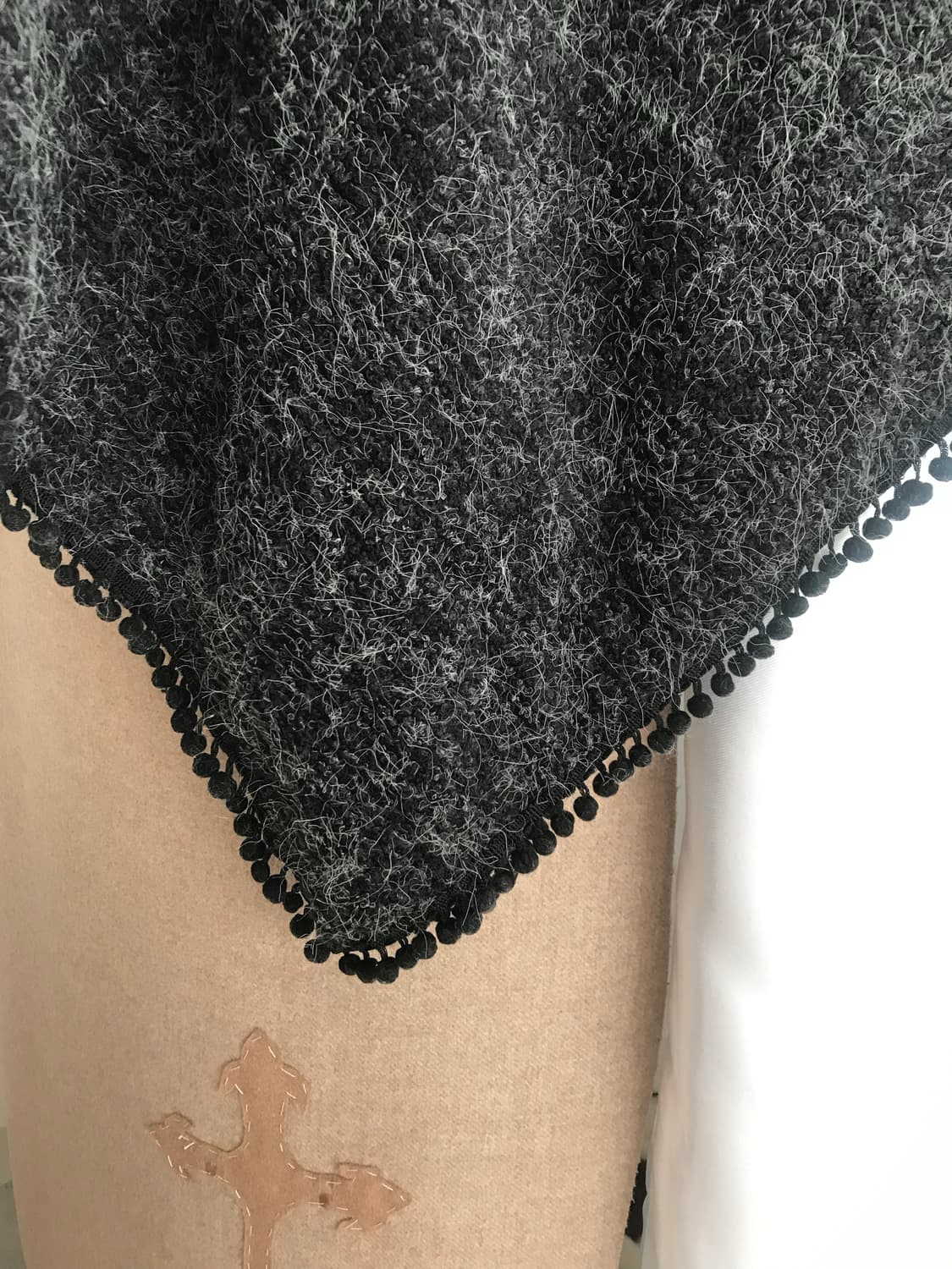 vintage turtle neck charcoal cape 상품이미지9