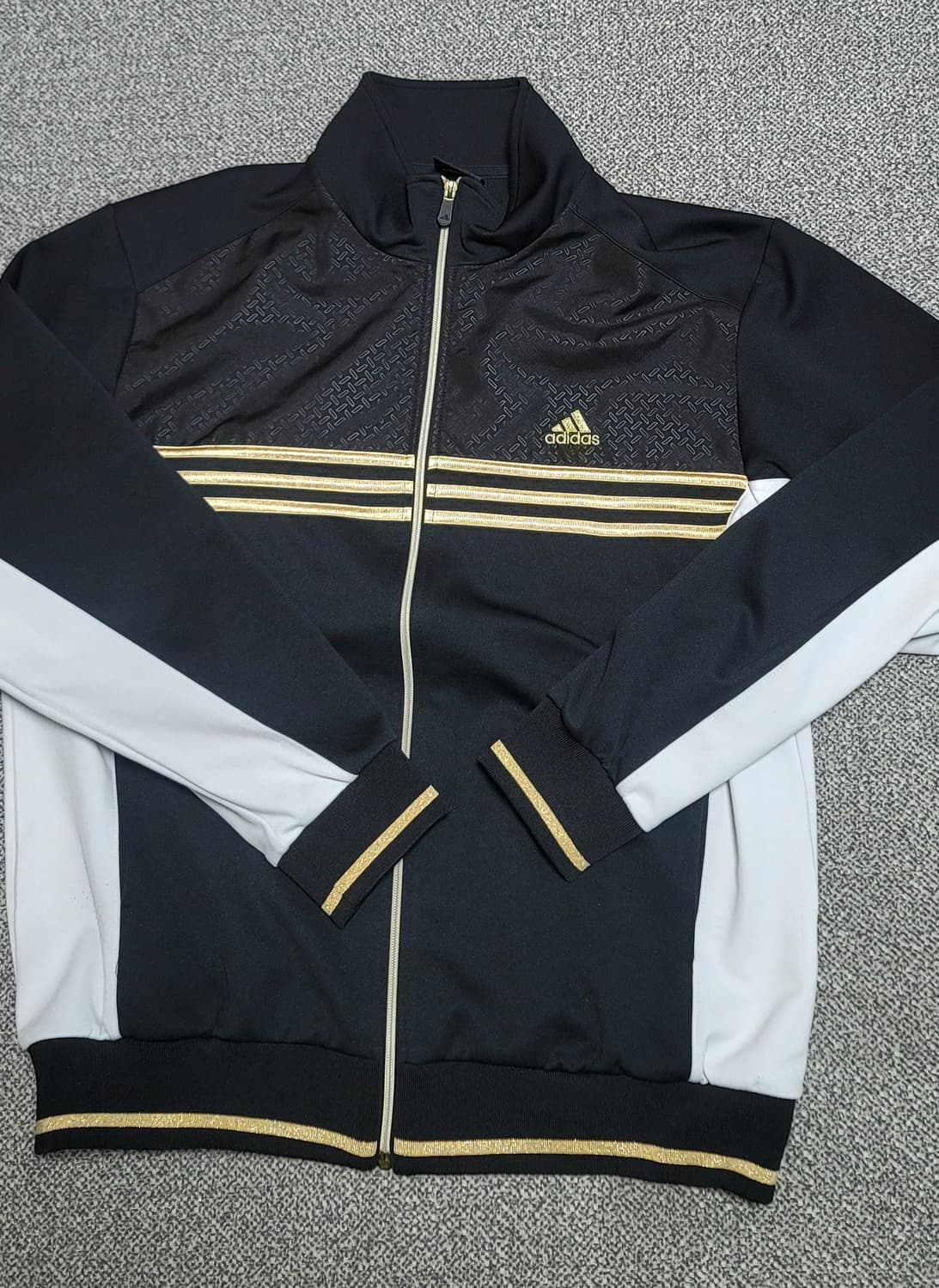 아디다스 블랙&골드 삼선 트랙탑 105 상품이미지10