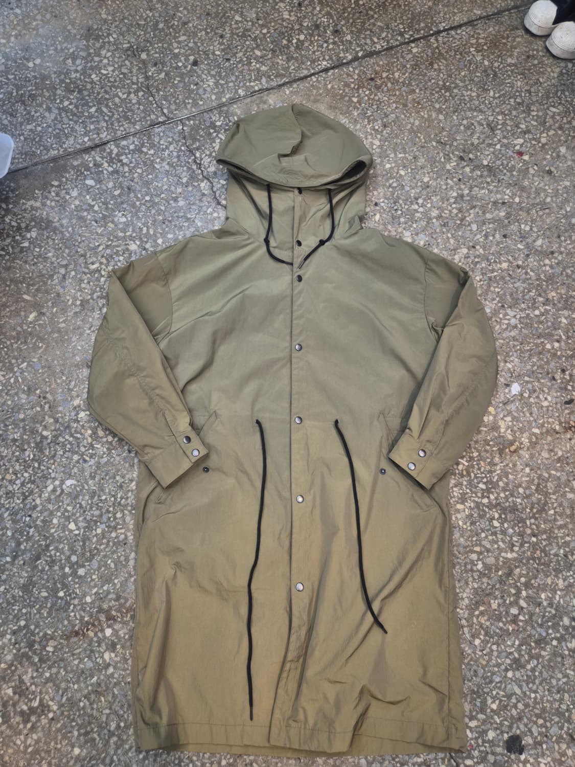 지드래곤 콜라보 8세컨즈 gd's pick 오버핏

카키 후드 롱 야상 상품이미지1