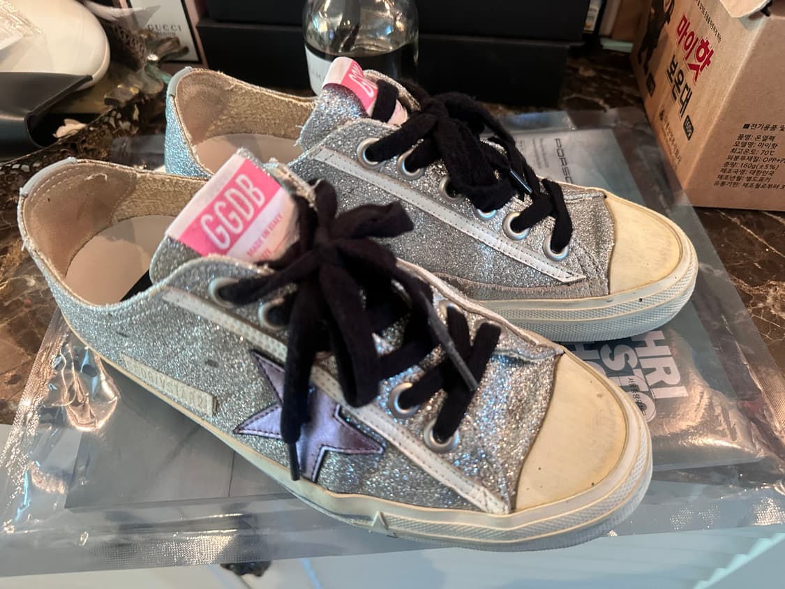 골든구스 235  상품이미지1