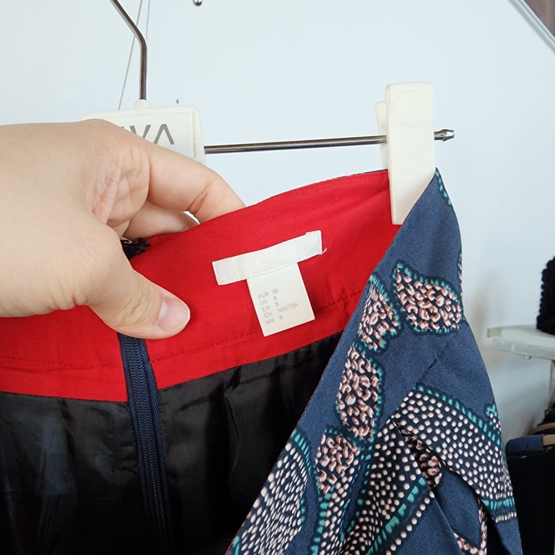 H&M 패턴 플리츠 롱 스커트 상품이미지5