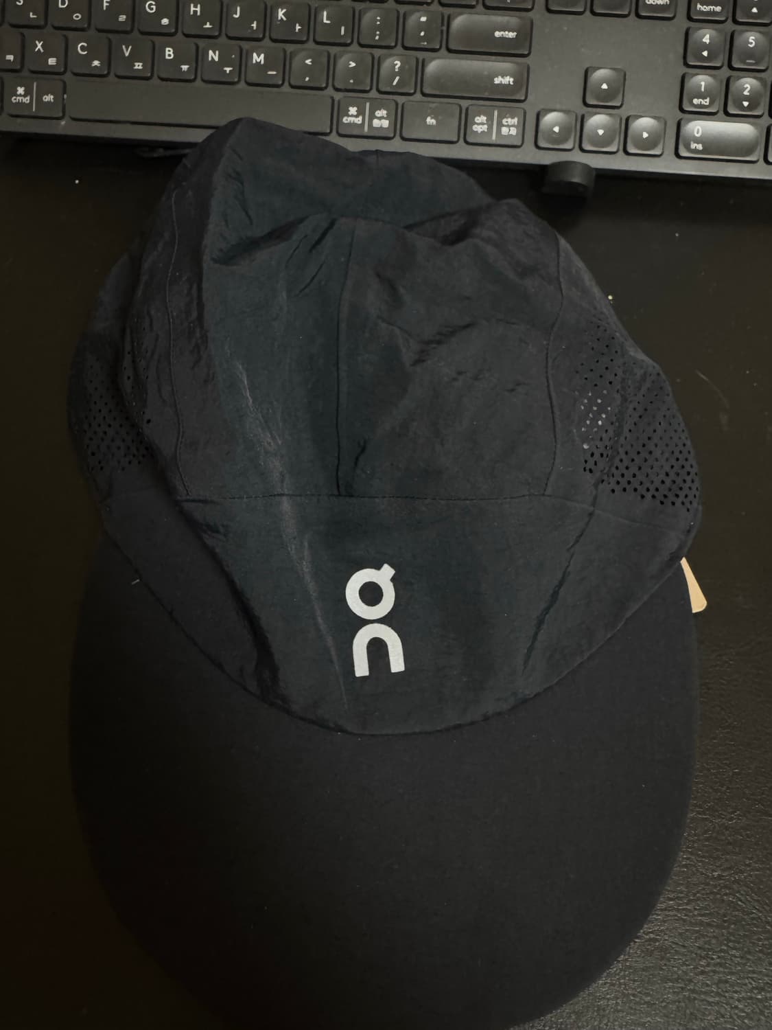 온러닝 퍼포먼스 캡 새상품 상품이미지1