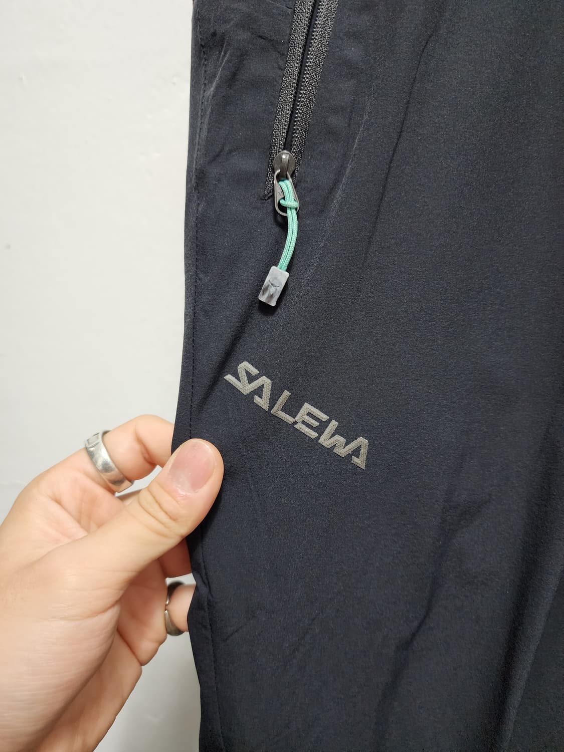 살레와 기능성 하이퍼 플랩 바지 상품이미지3