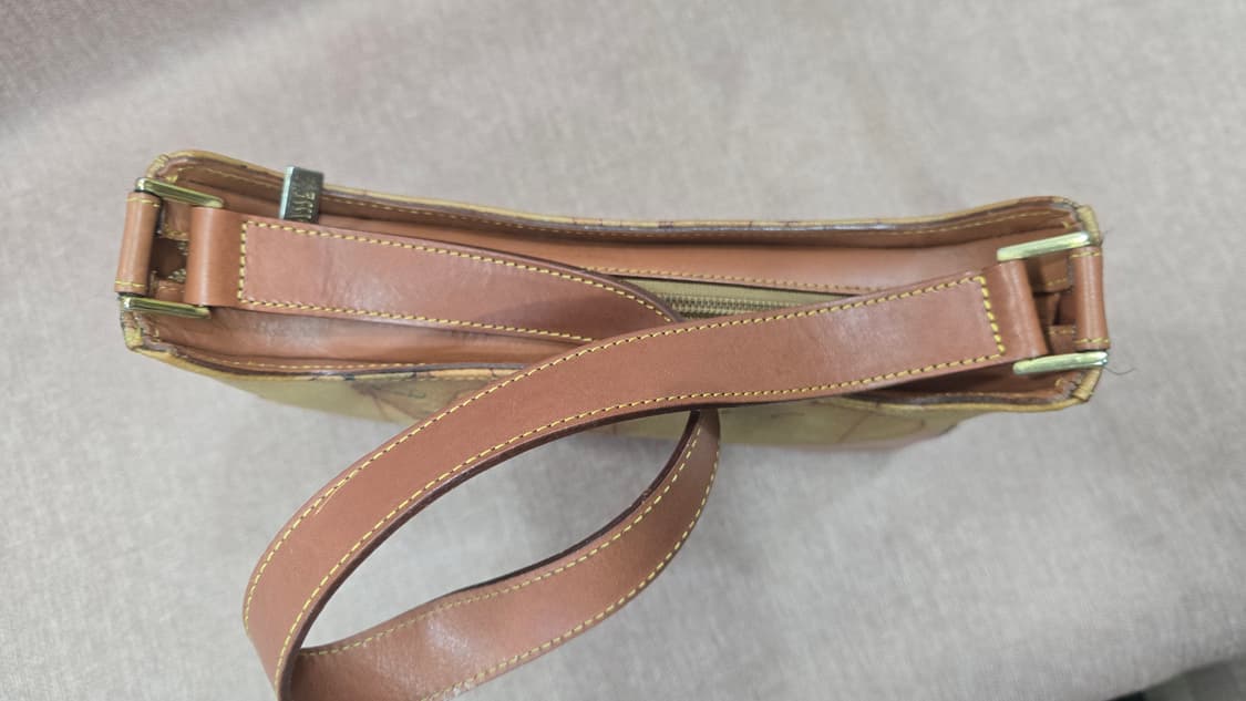 프리마클라쎄 알비로 마르티니 FILASSE 지도 패턴 숄더백 상품이미지6