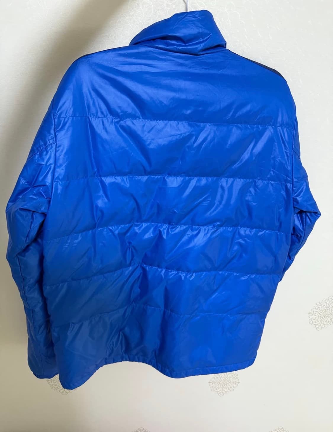 아디다스 삼선 블루 패딩 상품이미지2