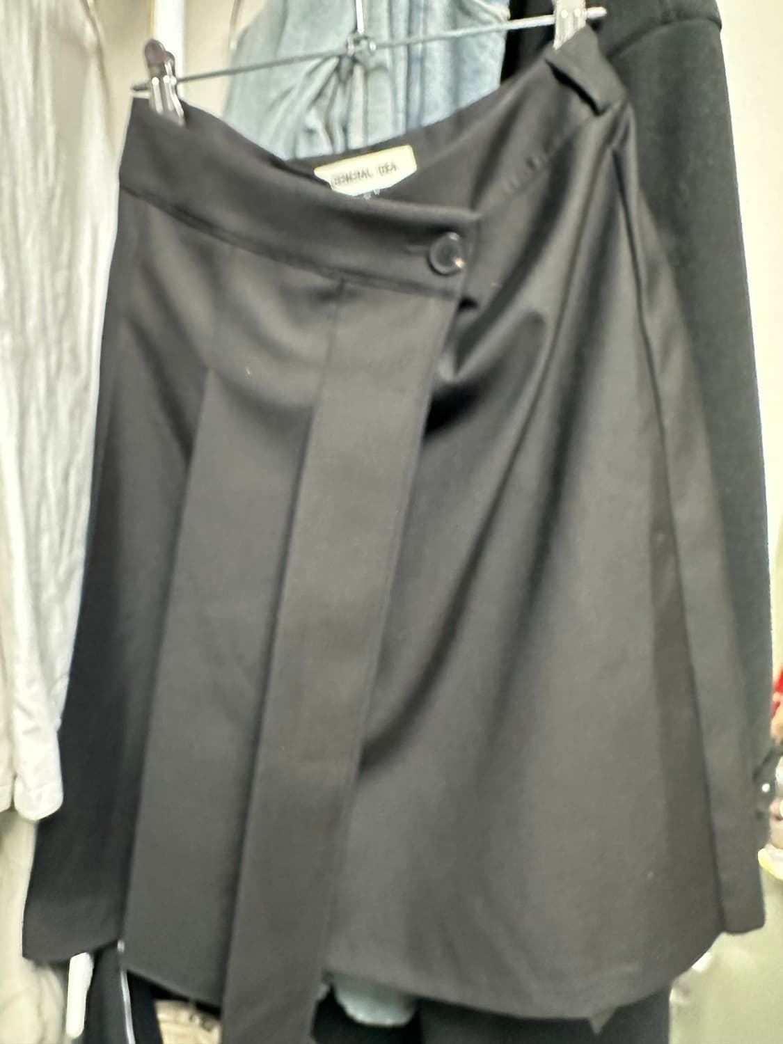 제너럴 아이디어 플리츠 랩스커트 검L 상품이미지2