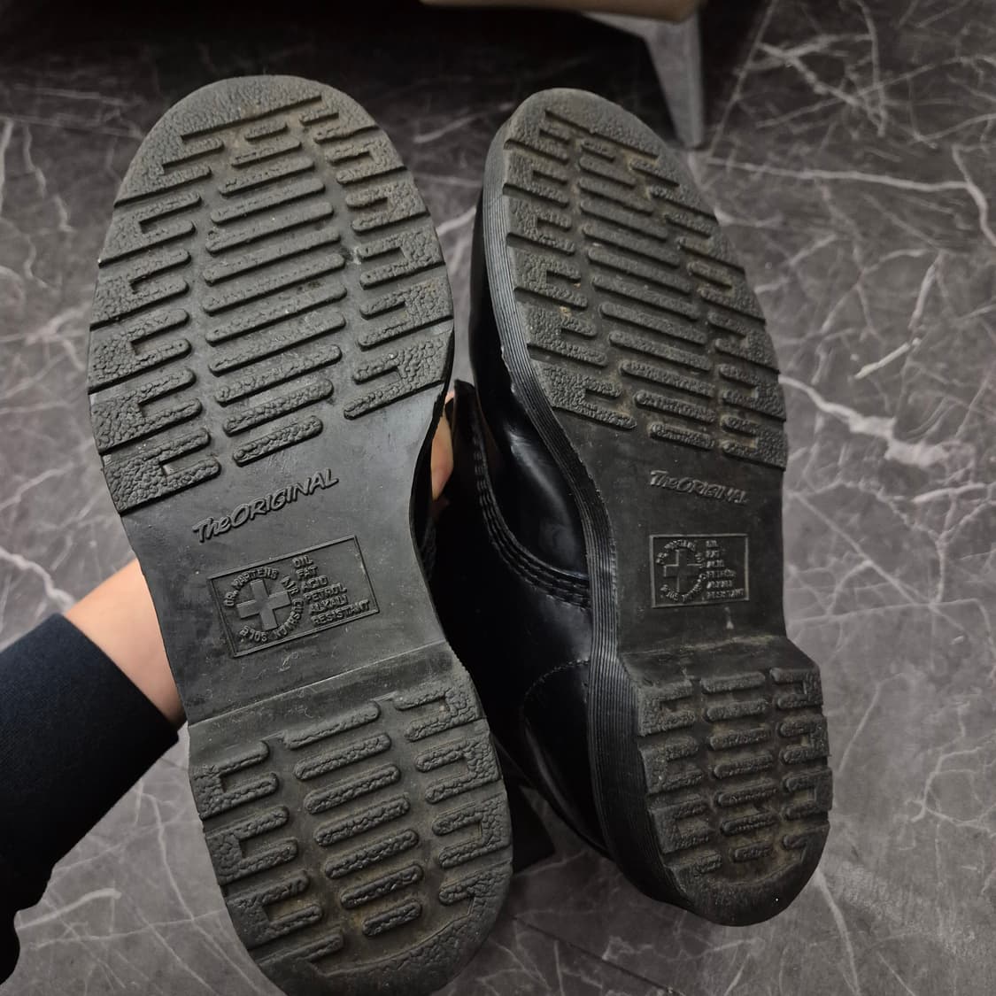 닥터마틴 1460 모노 8홀 250mm 상품이미지7