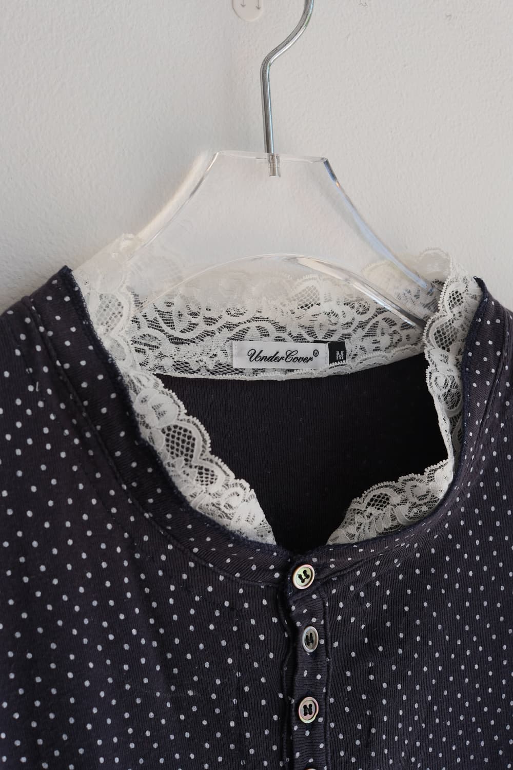Lace & dot layered sleeve top 상품이미지7