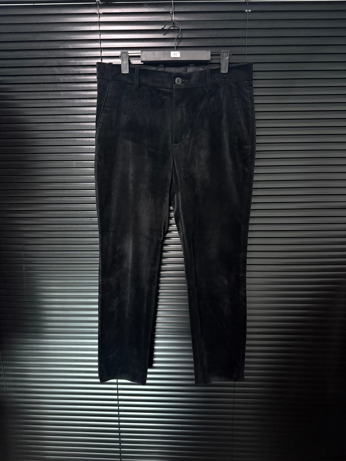 H&M 에이치엔엠 블랙 벨벳 벨루어 일자핏 32 고스 펑크 락 락시크 상품이미지1