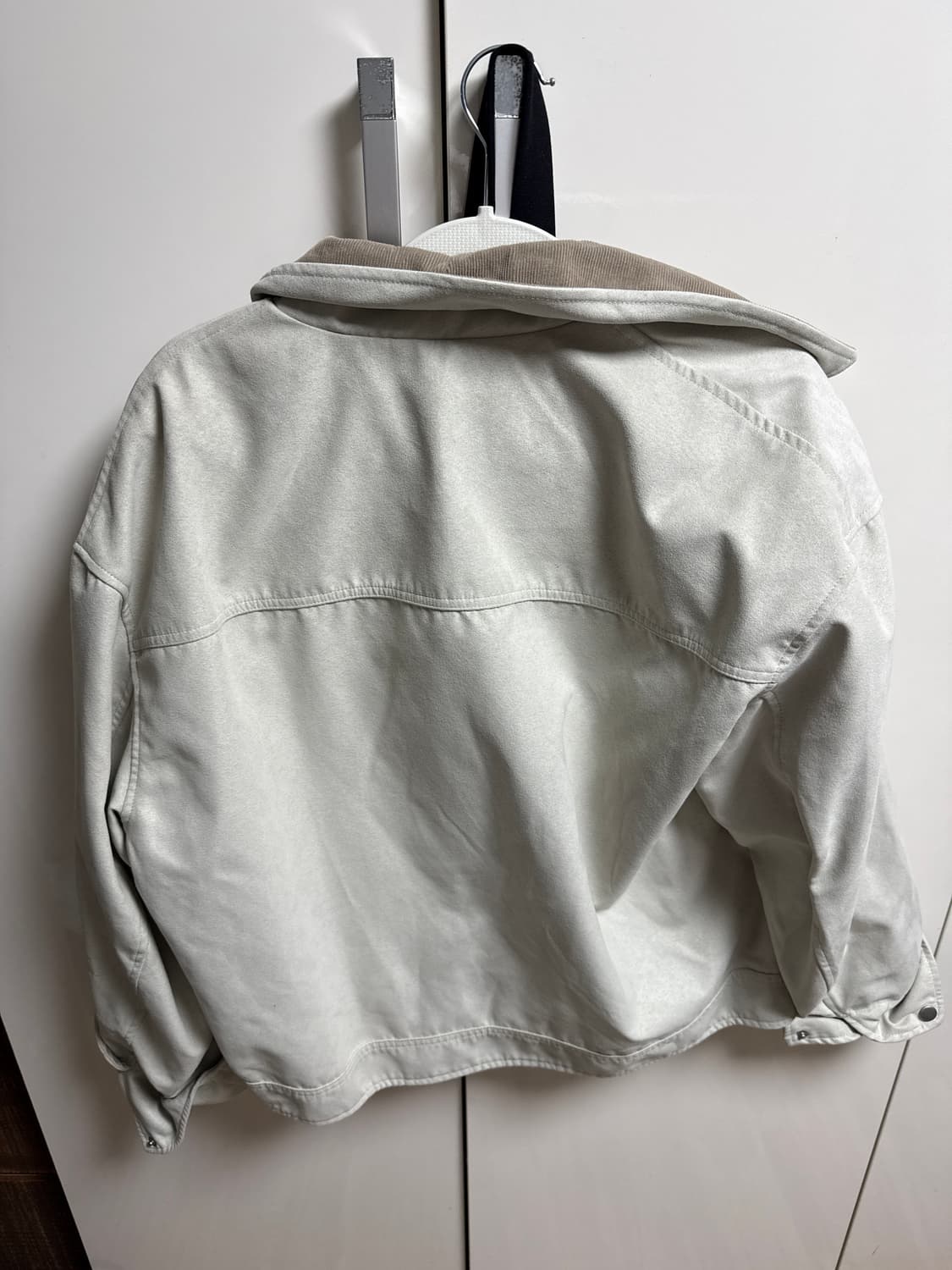 에잇세컨즈 아이보리 코듀로이 숏 자켓 L 상품이미지3