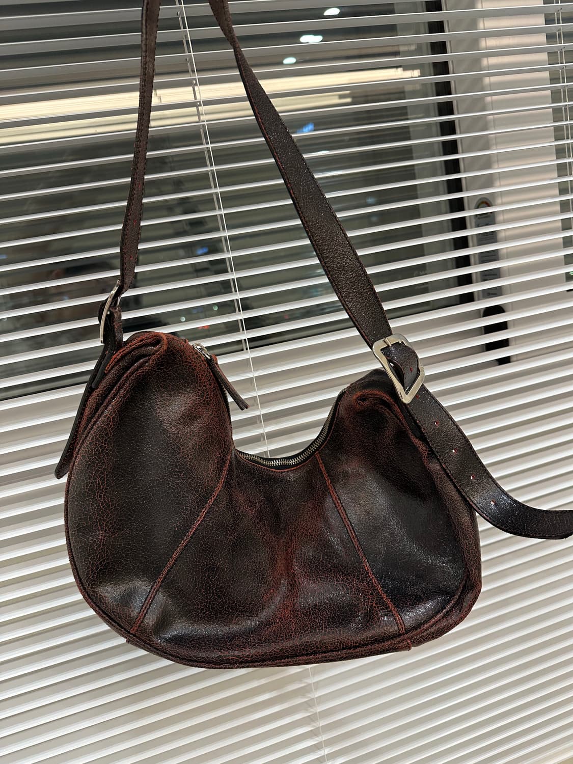 Paloma Wool leather shoulder bag 상품이미지1