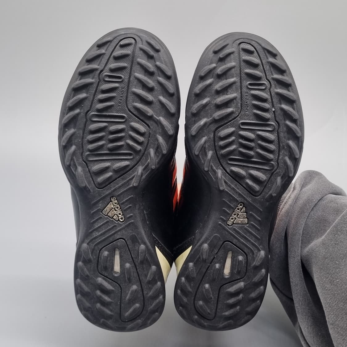 아디다스 프레데터 아동풋살화210 상품이미지3