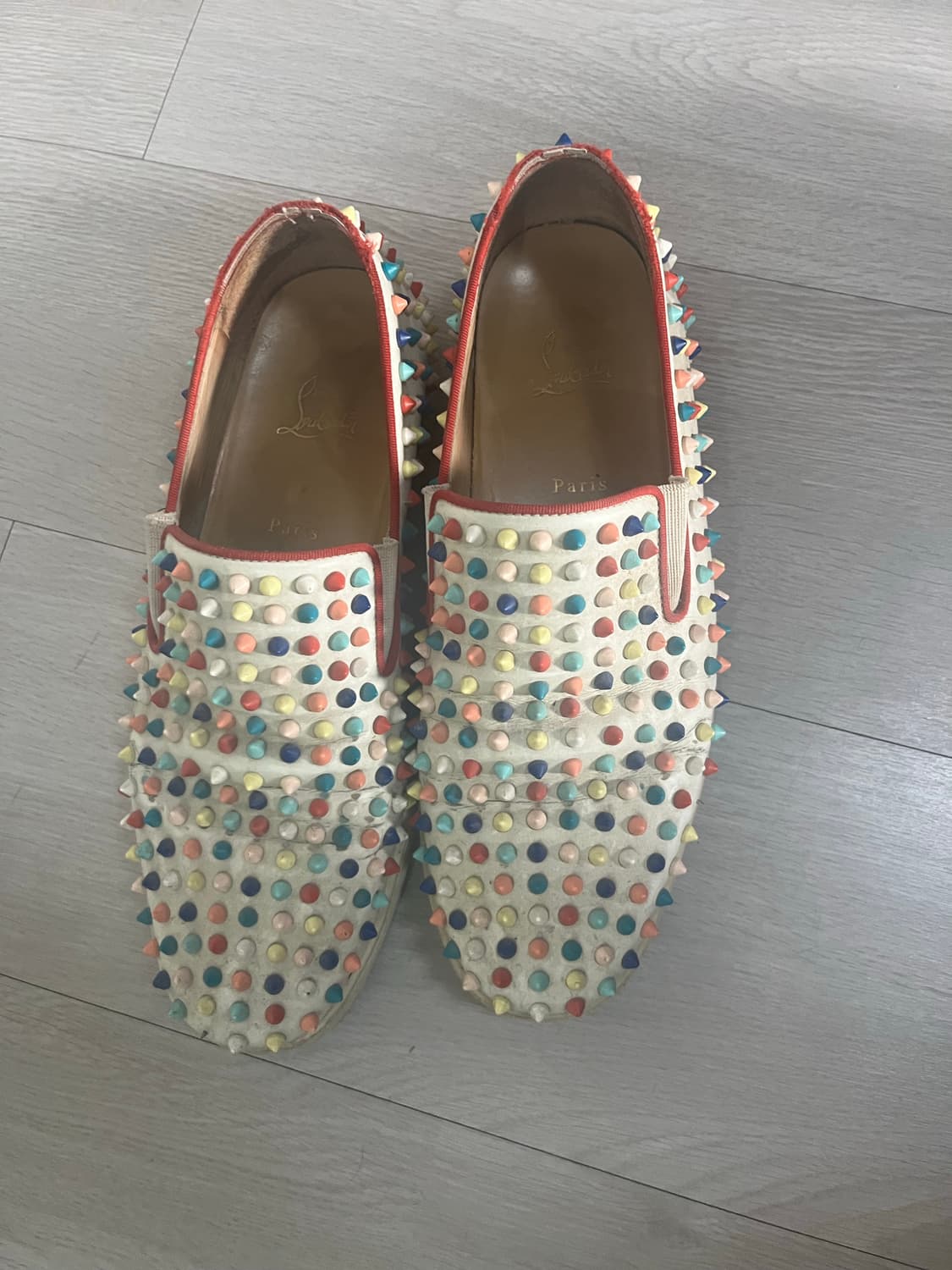 크리스찬 루부탱 스터드 스니커즈 300 상품이미지4