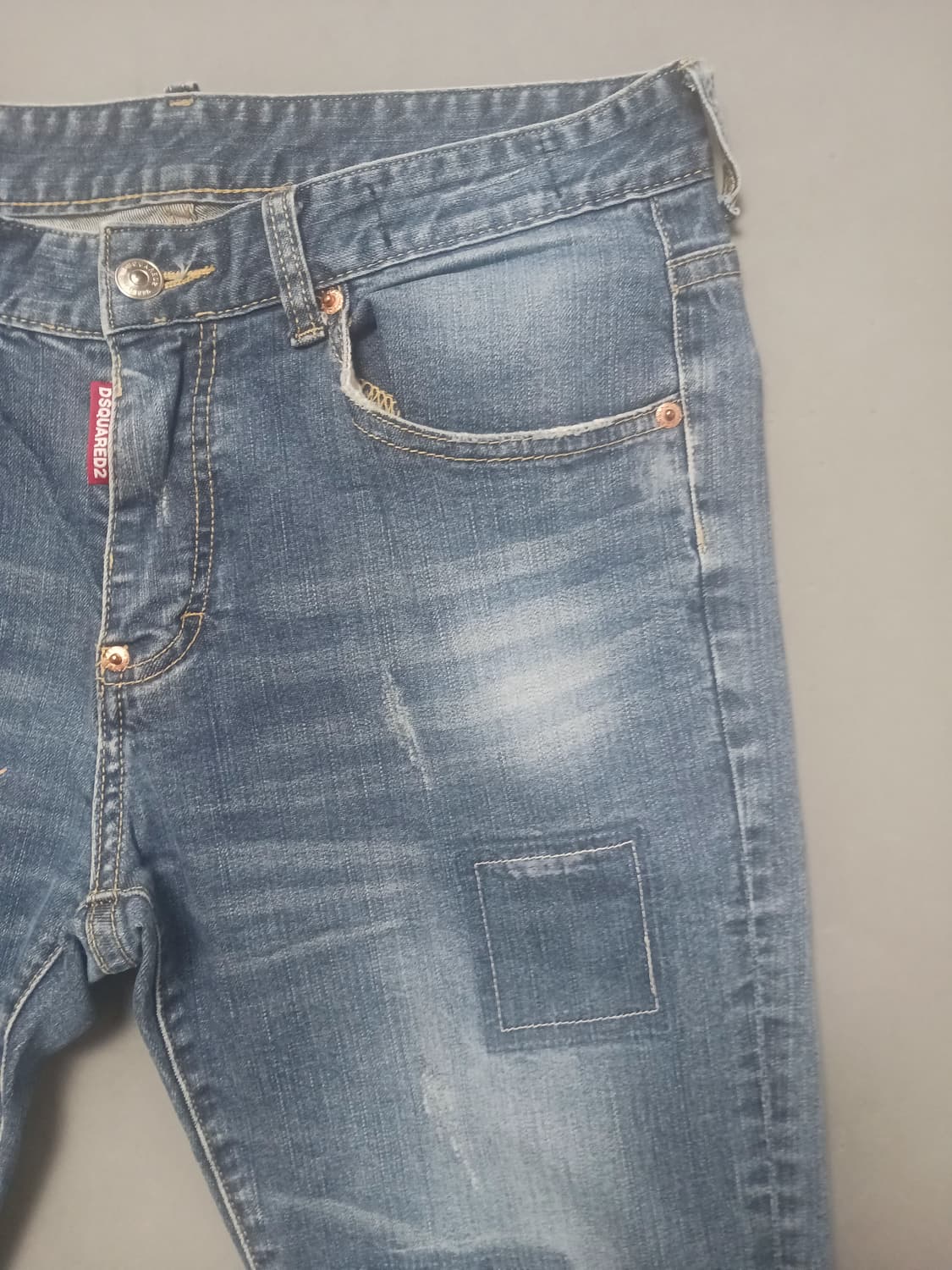 [32] 디스퀘어드2 더티페인트 슬림진 청바지 상품이미지4