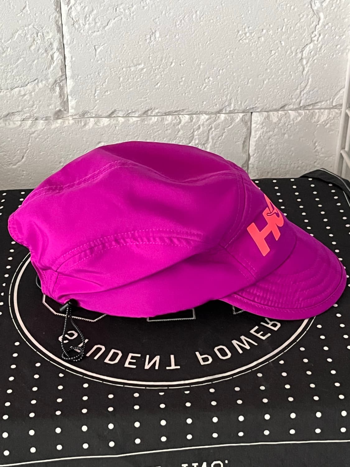 호카 패커블 트레일 런햇 상품이미지2