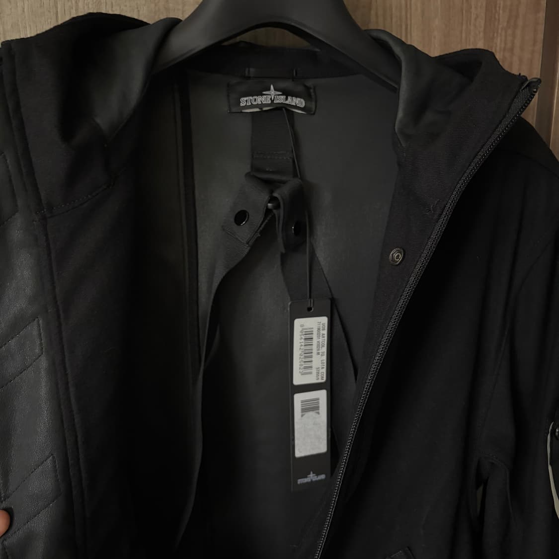 새상품(M)스톤아일랜드 쉐도우프로젝트 블랙 후드 자켓 상품이미지7