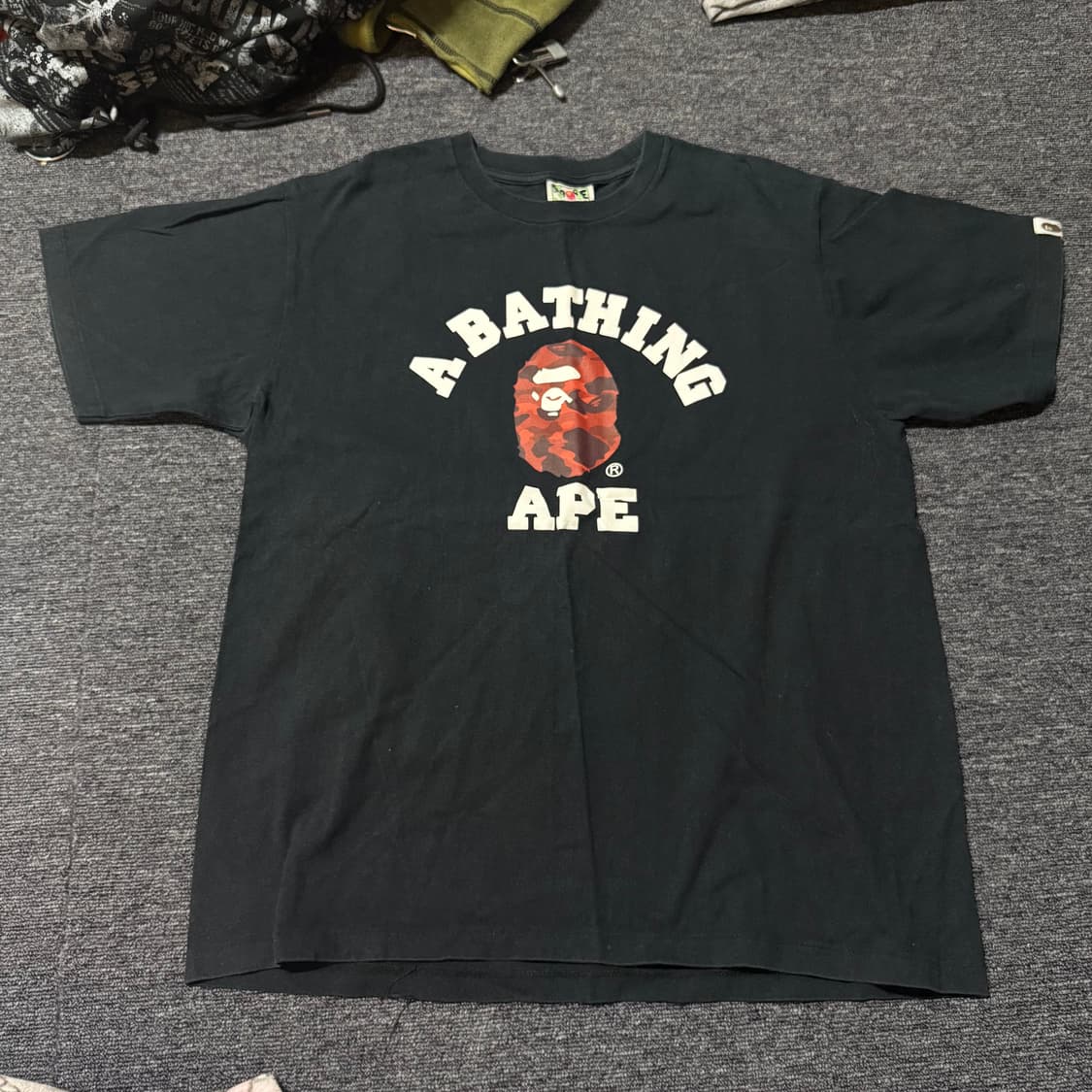 L) 베이프 컬러 카모 컬리지 티셔츠 상품이미지1