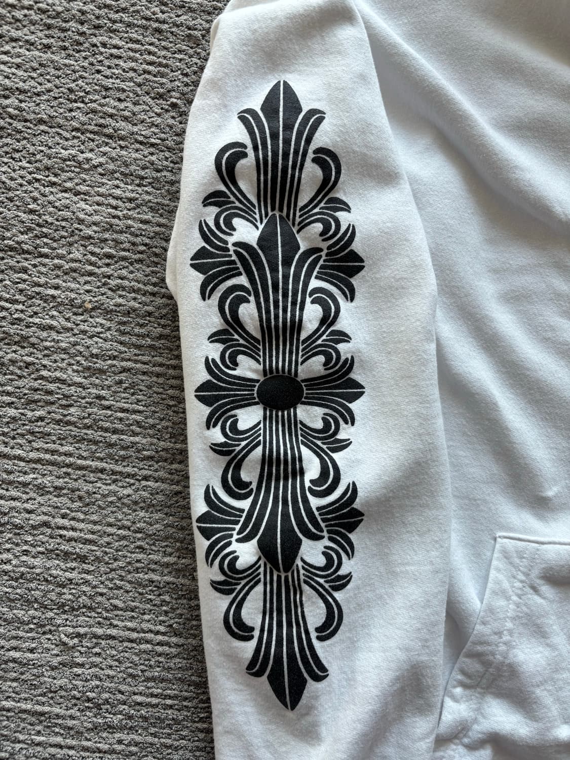 크롬하츠 홀스슈 플로랄 후드 화이트 XL 상품이미지4