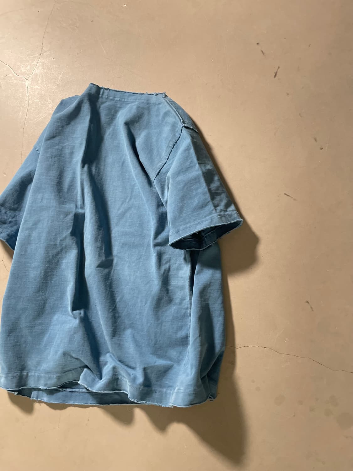 우루 After-Processed Damage T-Shirt 상품이미지5