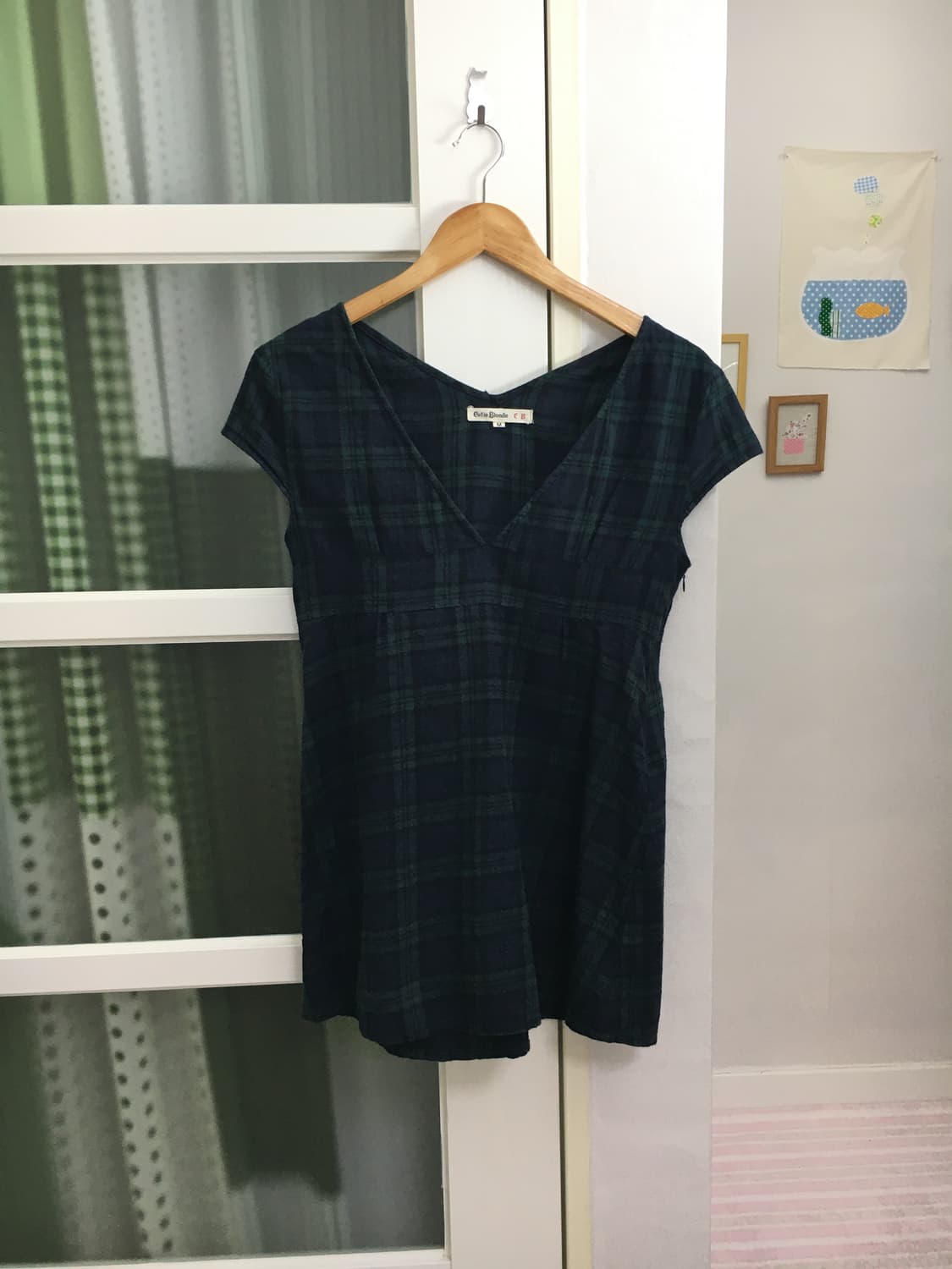 타탄체크 브이넥 블라우스 상품이미지1