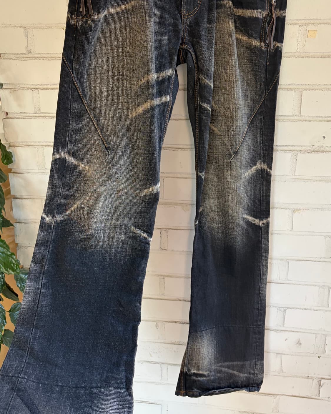 Hideaways 워싱 블랙데님 팬츠 상품이미지3