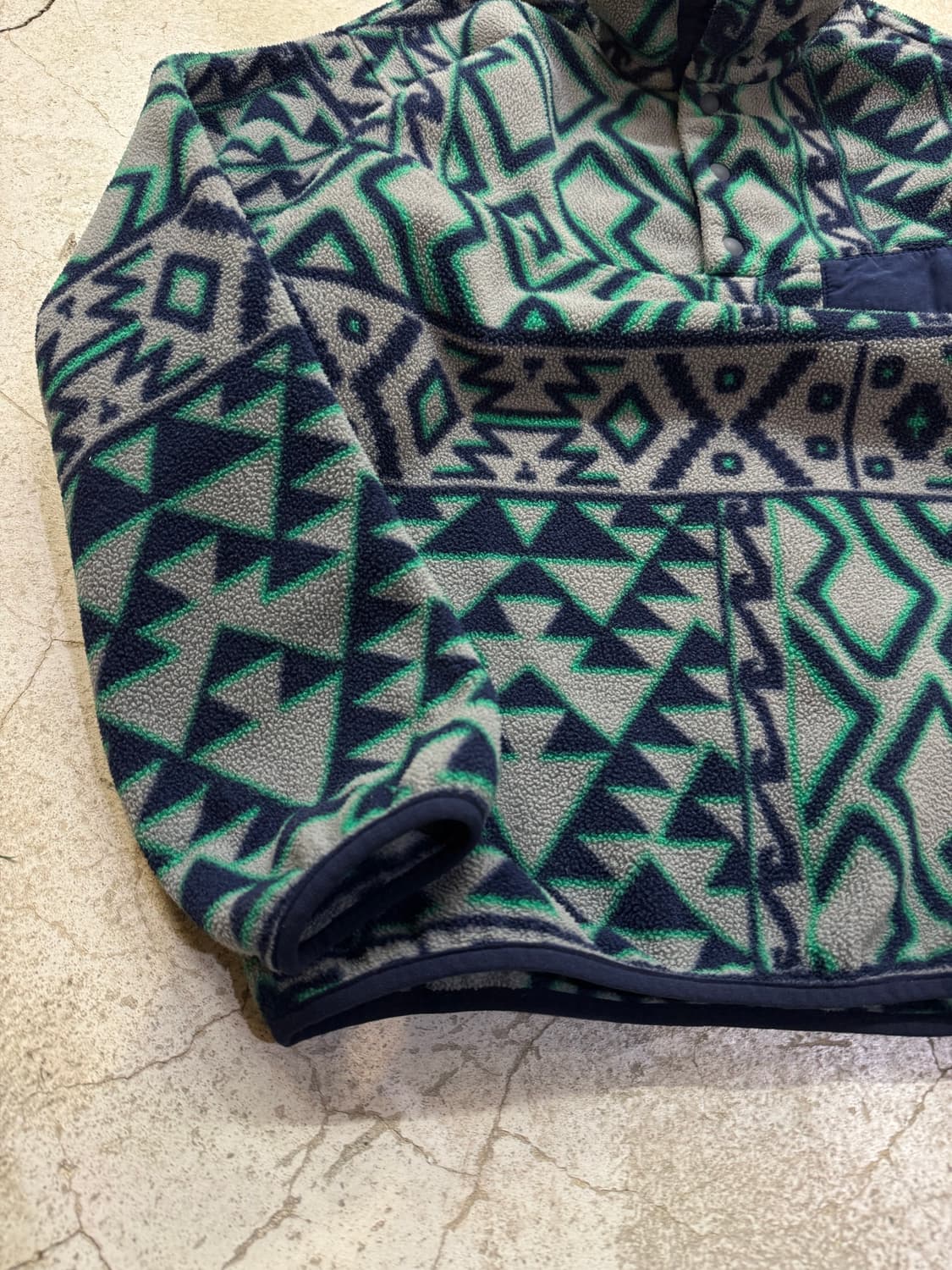 파타고니아 아즈텍 헤비웨이트 신칠라 스냅티  상품이미지4