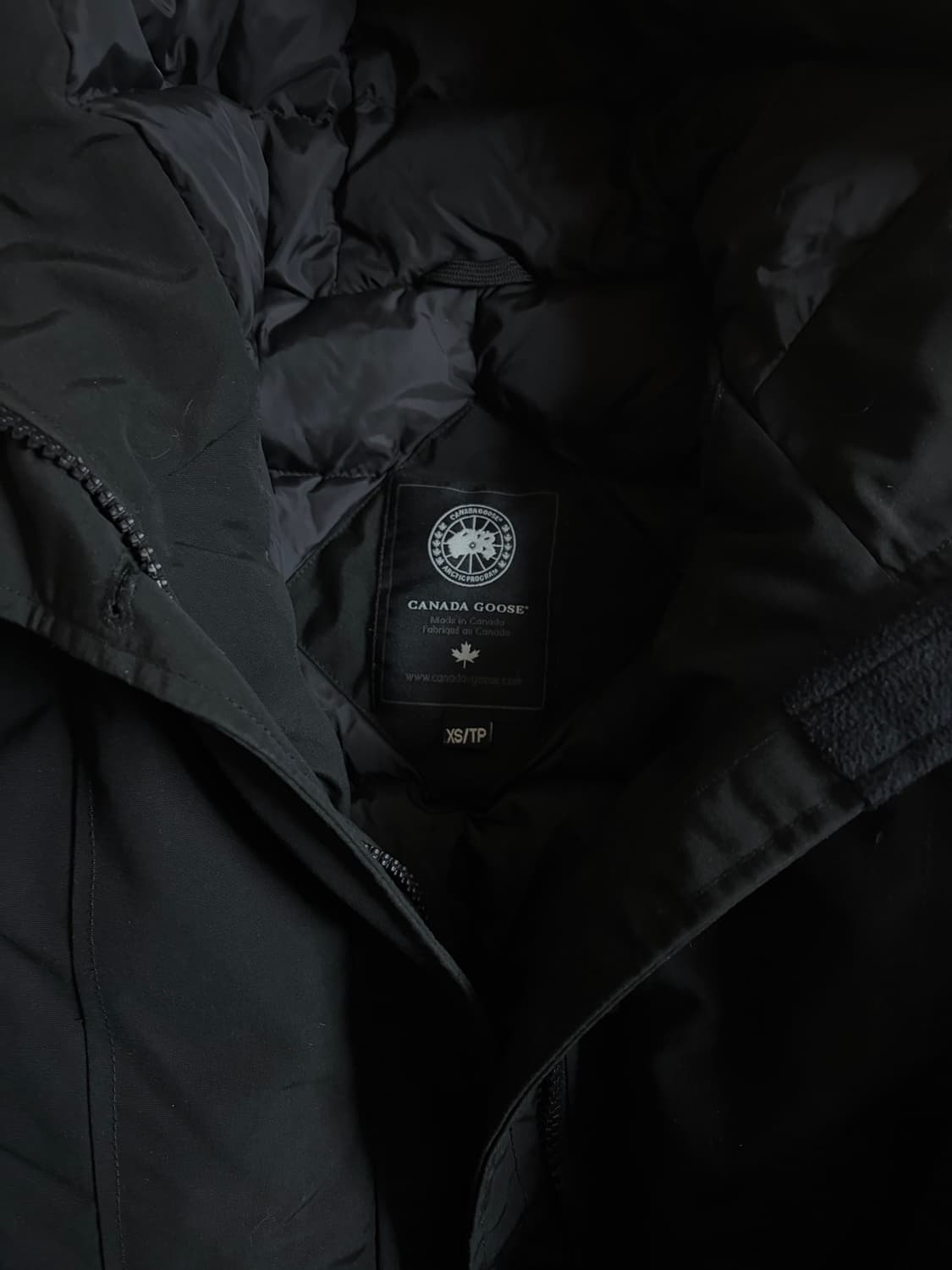 캐나다구스 블랙 패딩 상품이미지4