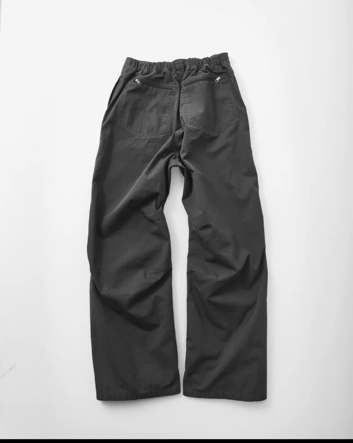 999휴머니티 어드벤처 커브드 팬츠 차콜 상품이미지3