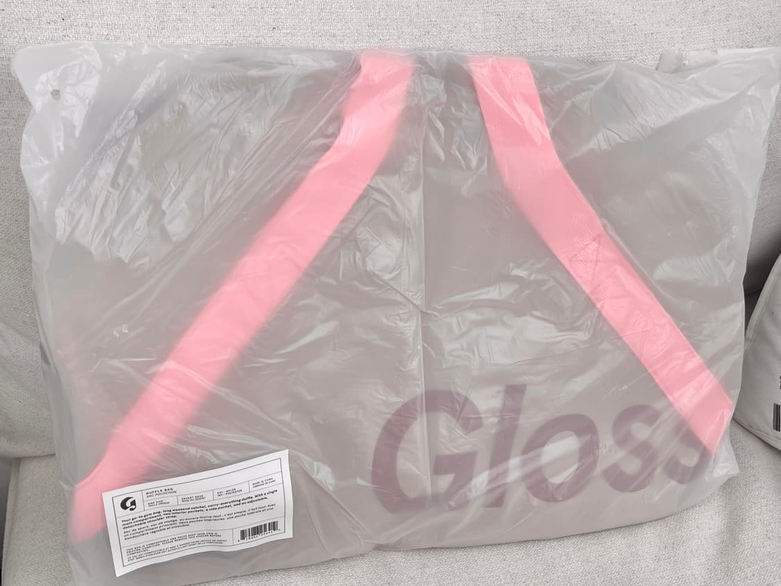 미개봉 정품 glossier 글로시에 더플백 데저트 로즈 컬러 가방 상품이미지10