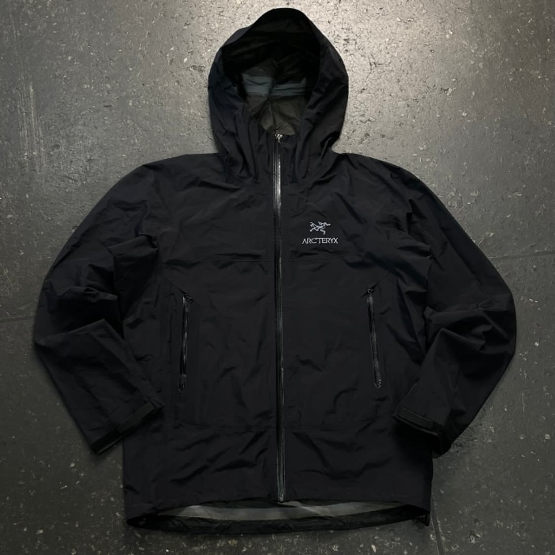 100 아크테릭스 바람막이 상품이미지1