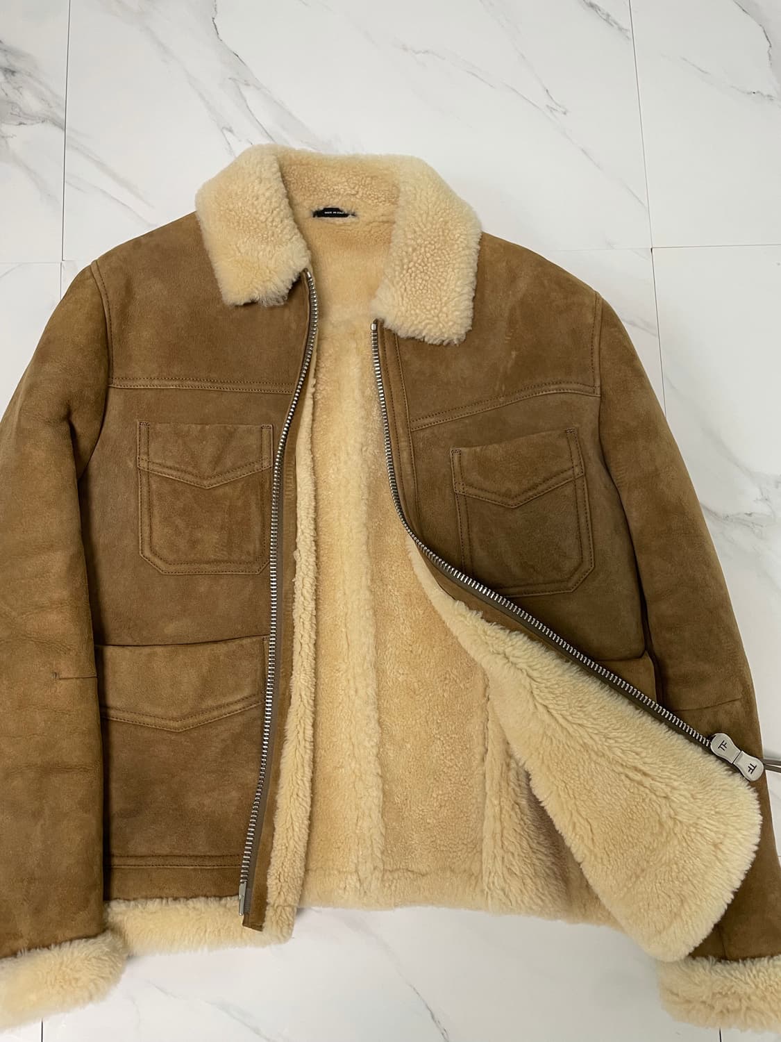 새상품 톰포드 스웨이드 풀시어링 무스탕 자켓 52 옷걸이O 상품이미지2