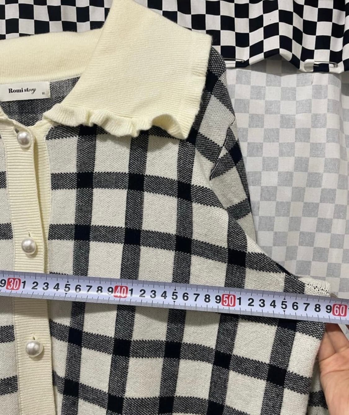 로미스토리 체크 카라 진주단추 니트가디건:) 상품이미지6