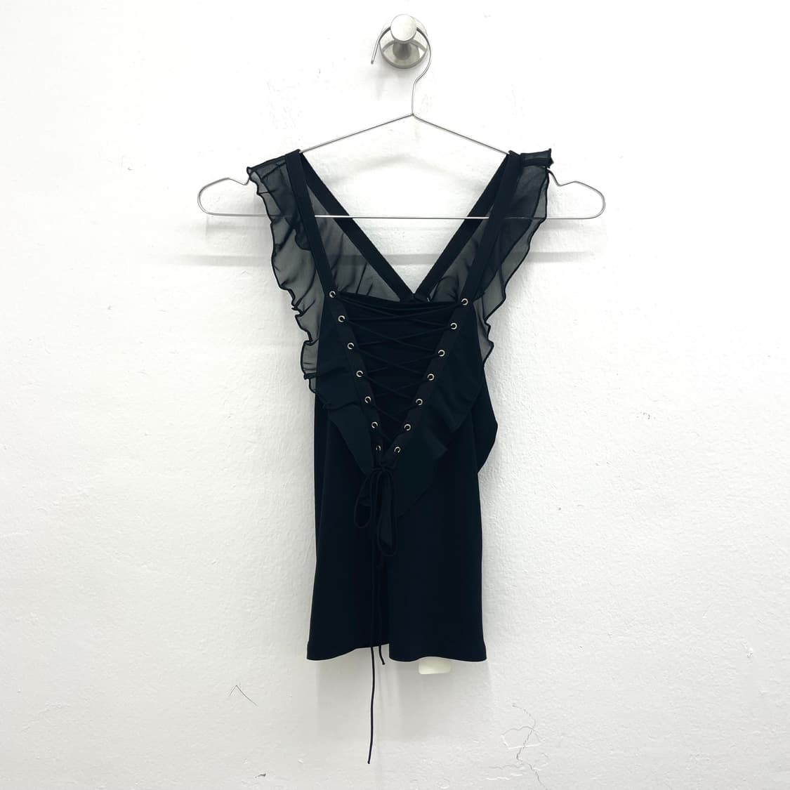black lace-up ruffle cami Top 상품이미지1