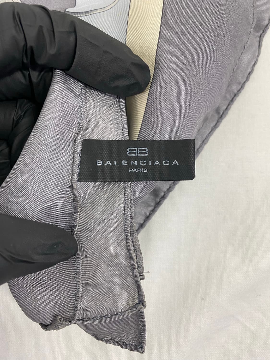 발렌시아가 실크 스카프 상품이미지6