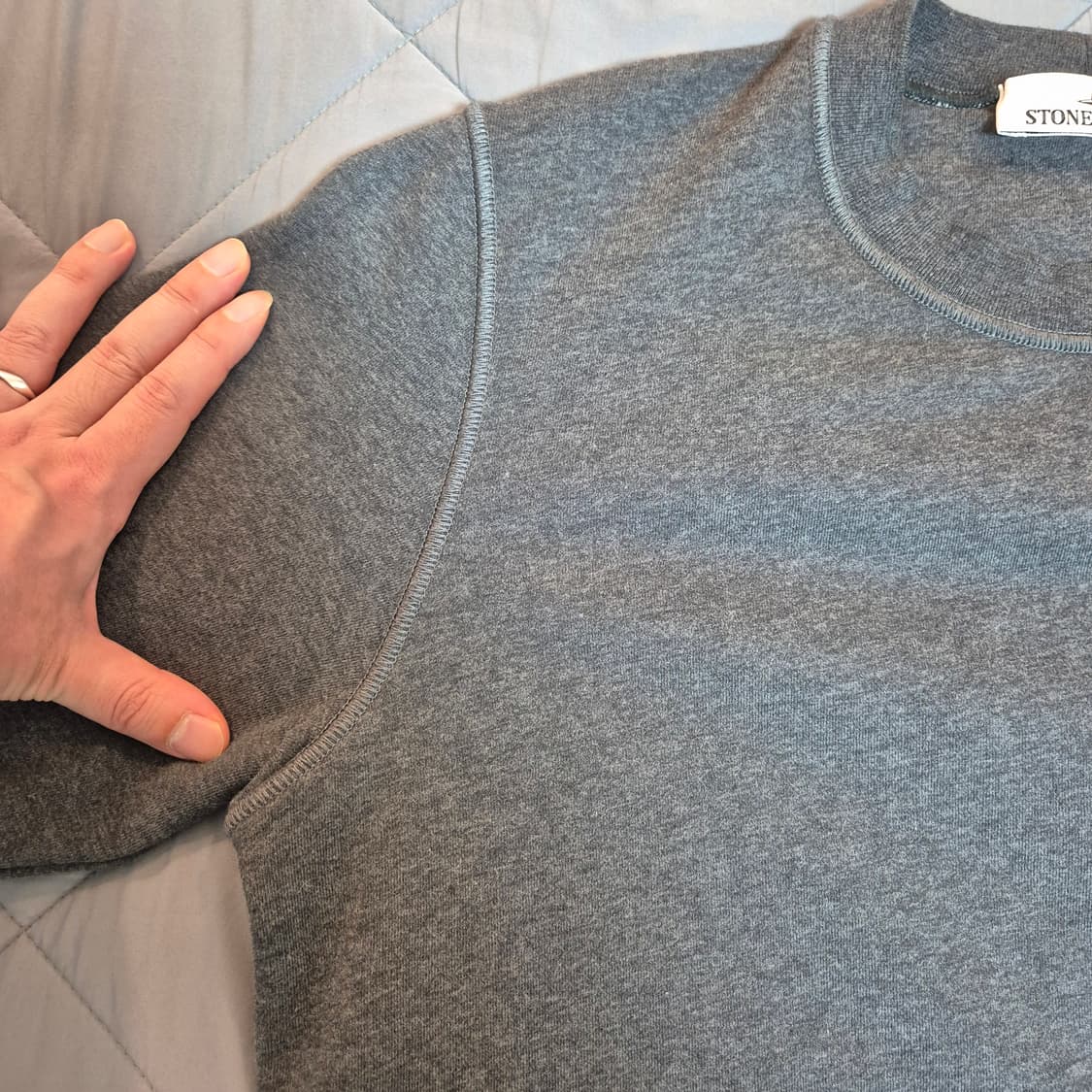 스톤아일랜드 맨투맨 레어템 vom67 신품급 상품이미지7