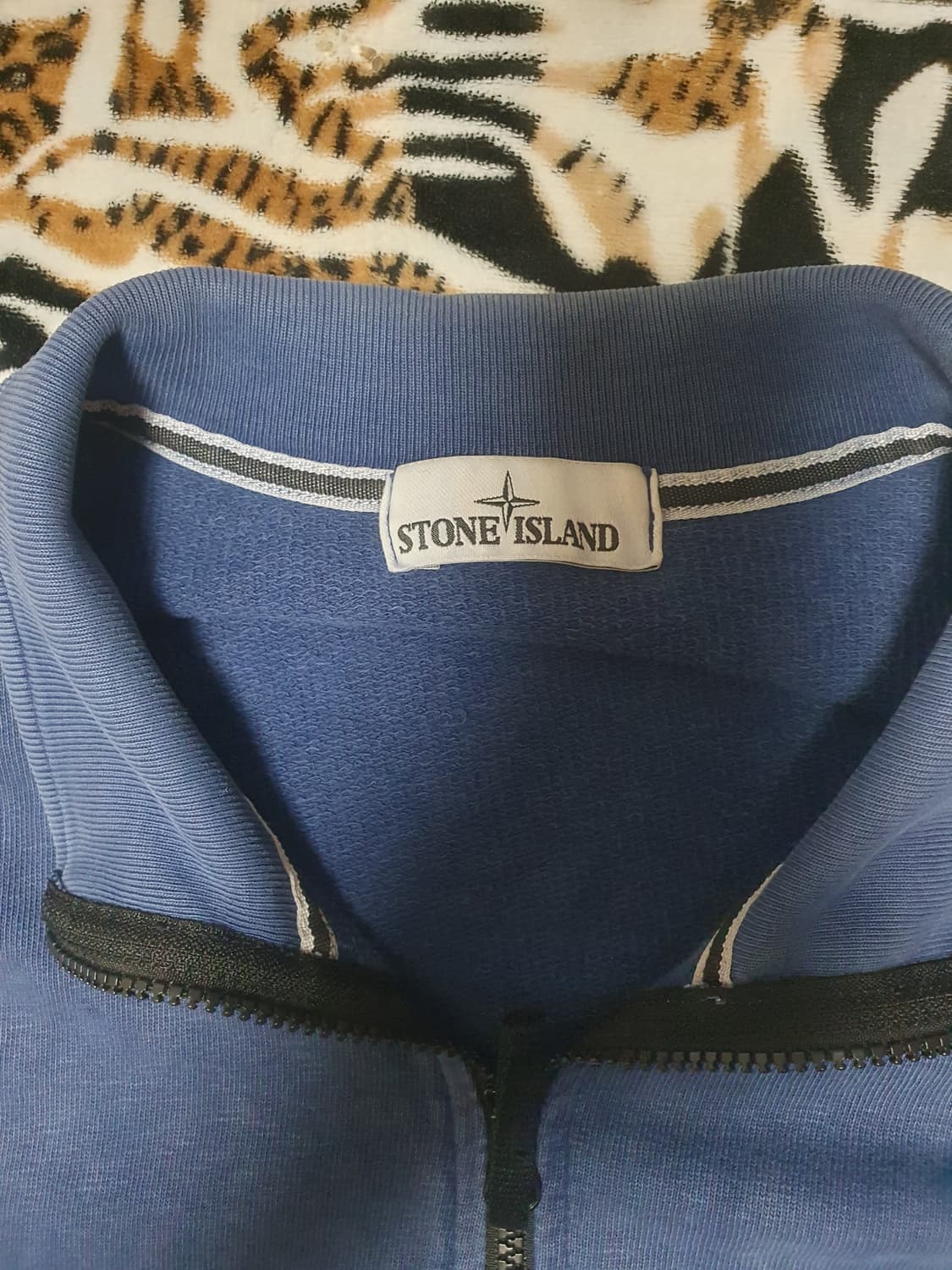 스톤아일랜드 네이비 집업 상품이미지2