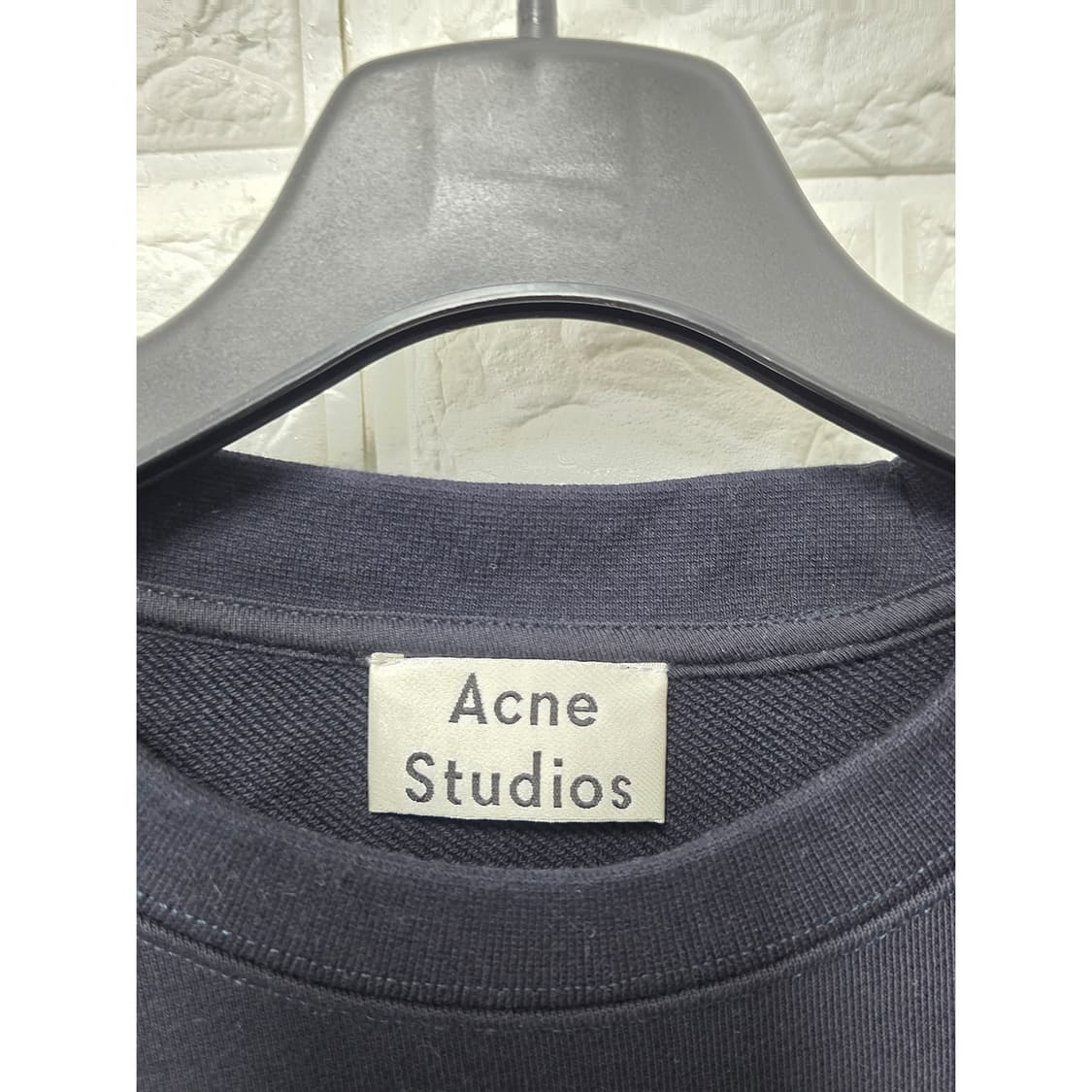 택포_ 아크네 스튜디오 스컹크 자수 맨투맨 M-L 상품이미지2