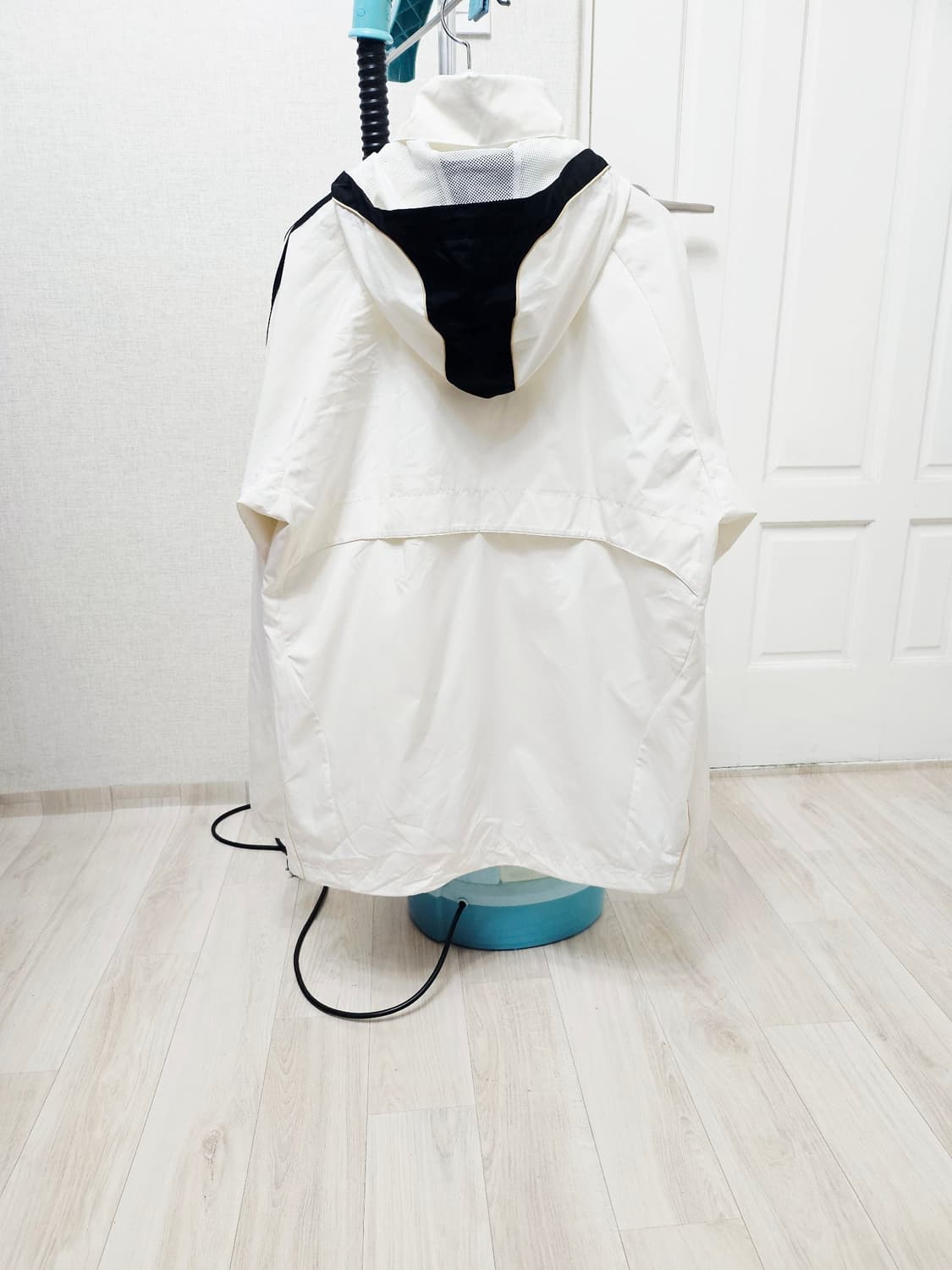 (95~100)M ☆초대장급☆ 아디다스 독일 [흰검] 레인자켓 바람막이 상품이미지6