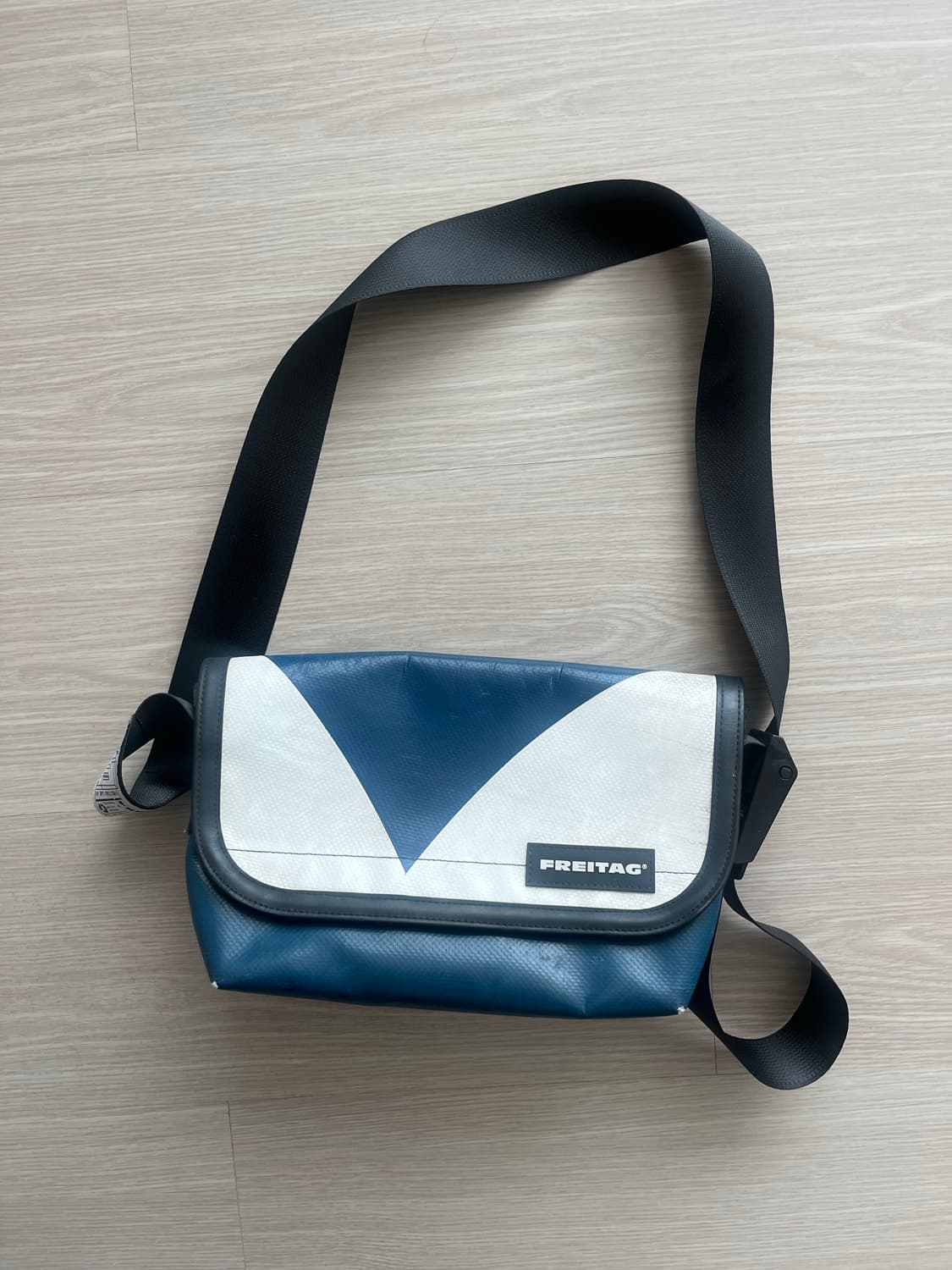 프라이탁 크로스백 상품이미지7