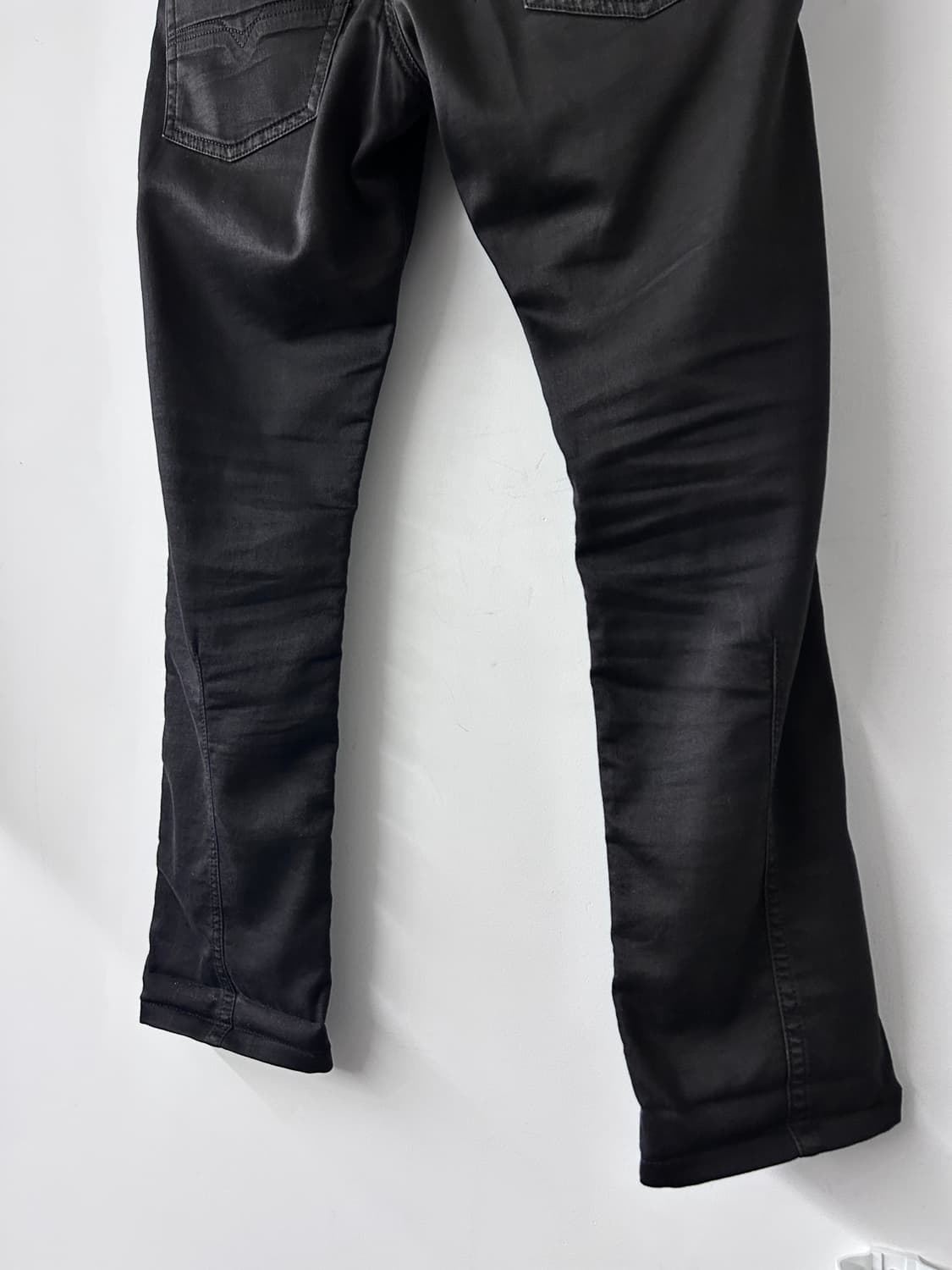 디젤 코팅 블랙 슬림 데님 팬츠 상품이미지6