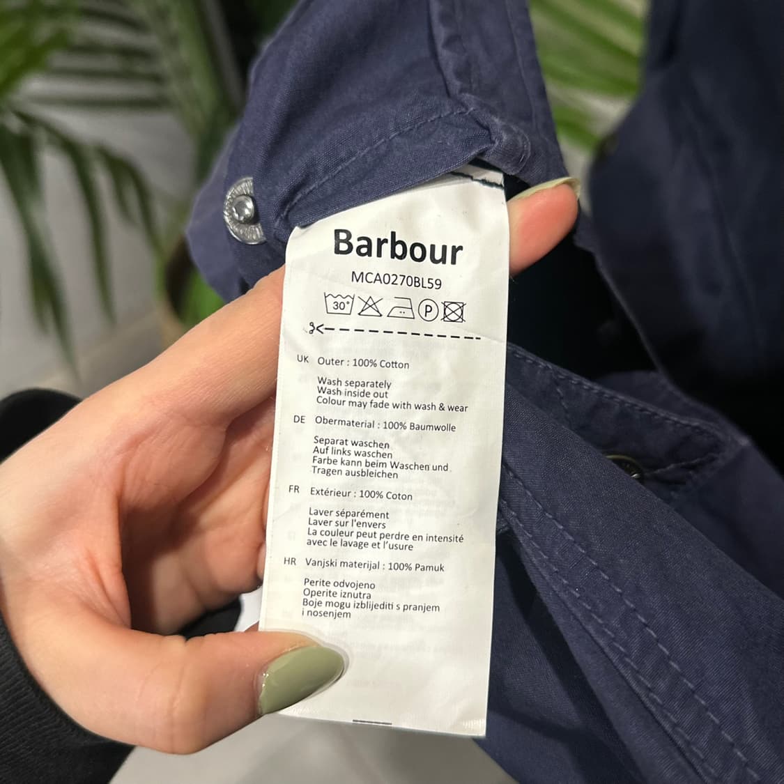 바버 필드 자켓 스탠드 버클 카라 4포켓 소매 로고 디테일 블루 상품이미지9