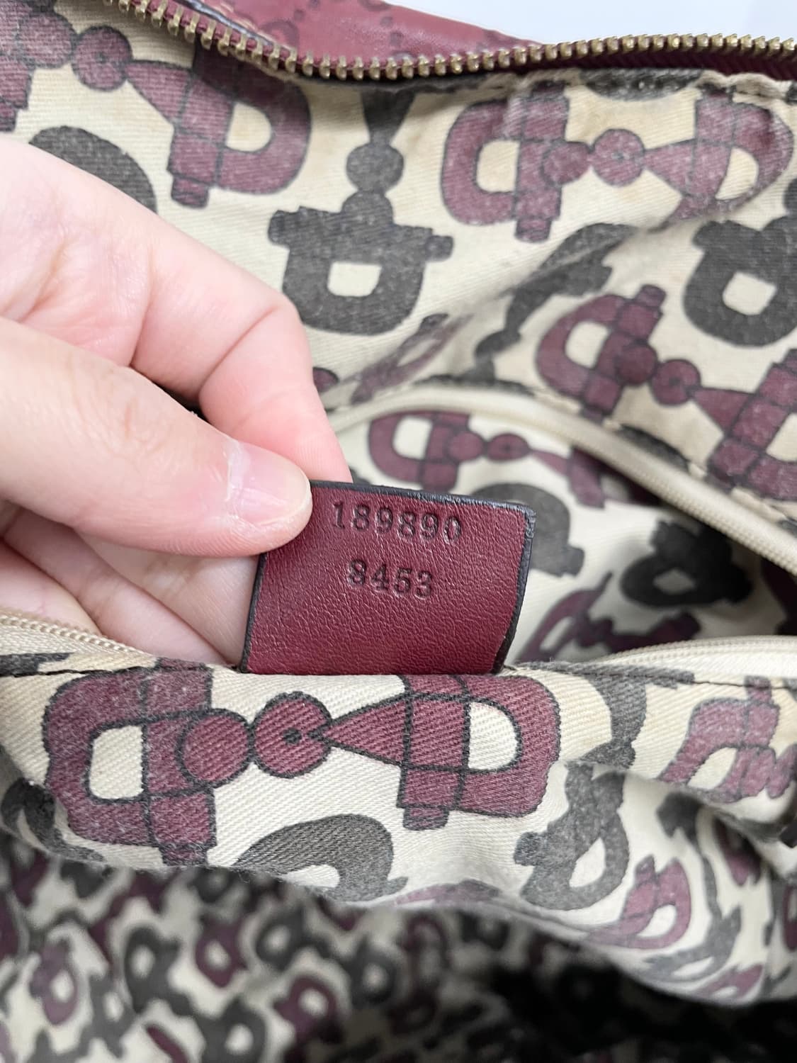 구찌 시마 홀스빗 엠보레더 보스톤백 상품이미지7